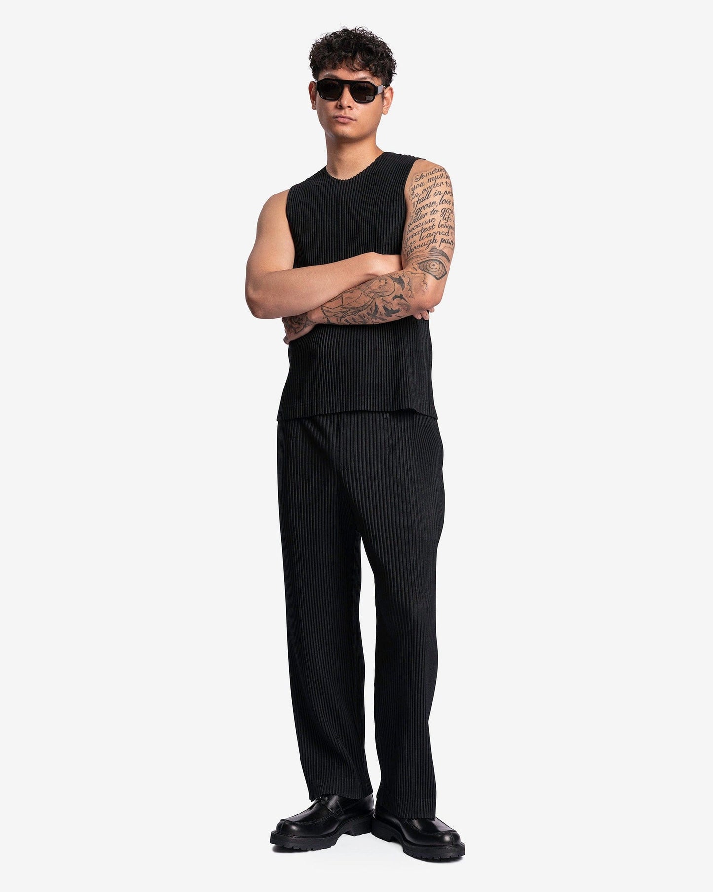 Homme Plissé Issey Miyake Men's Tops Monthly Colors April Vest in Black