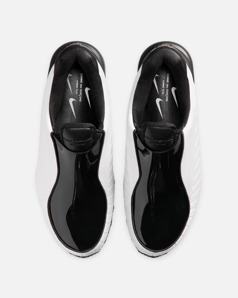 靴 NIKE AIR MAX DOLCE SP BLACK/WHITE Nike Air Max Dolce SP in Black/White – SVRN