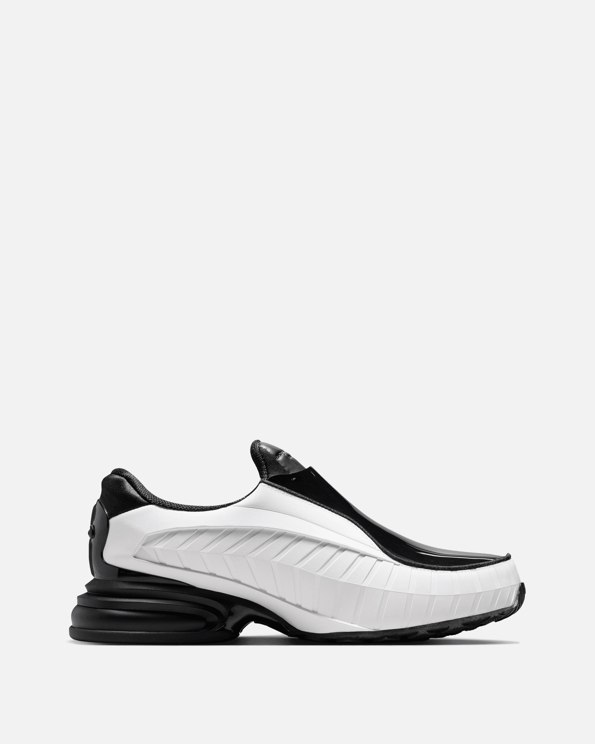 Comme des Garcons HOMME PLUS Men's Sneakers Nike Air Max Dolce SP in Black/White