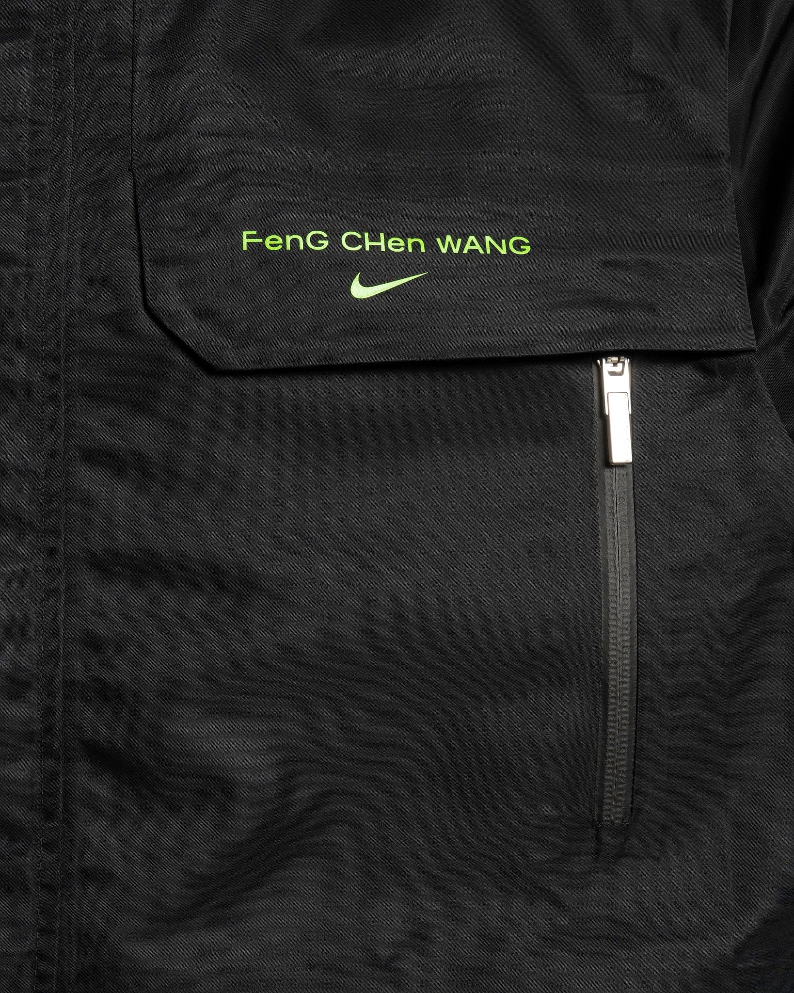 Nike Pro x Feng Chen Wang Sports Bra in Black/Action Green – SVRN