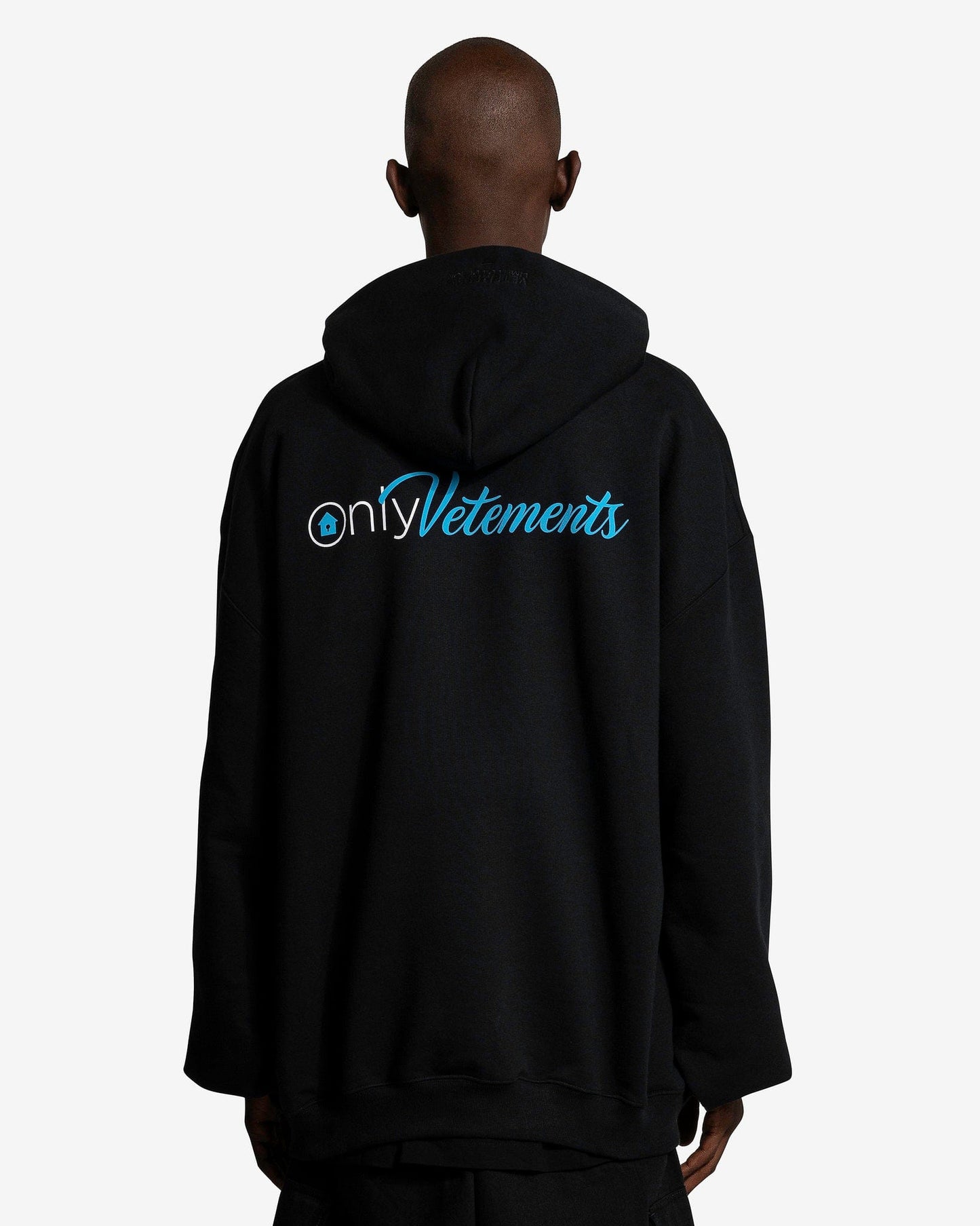 VETEMENTS Men's Sweatshirts Only VETEMENTS Hoodie in Washed Black