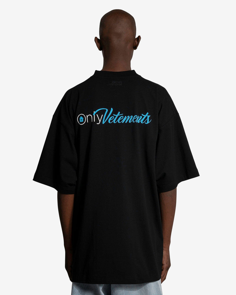 VETEMENTS Men's T-Shirts Only VETEMENTS T-Shirt in Washed Black