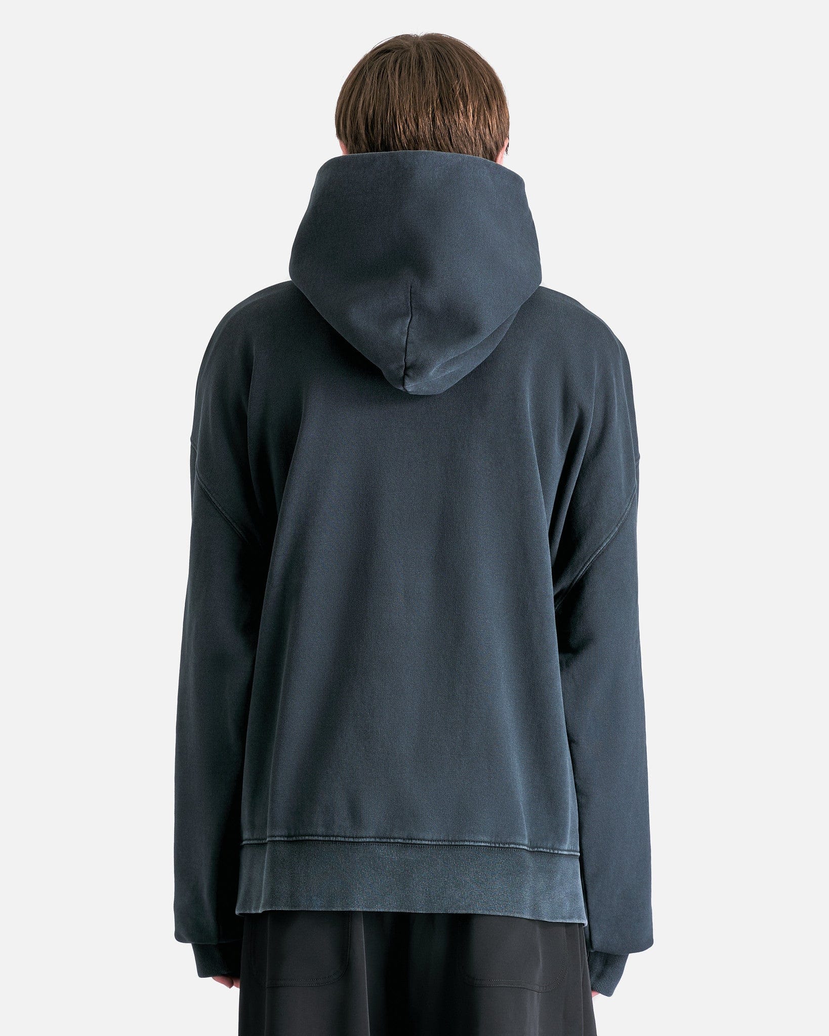 Maison Margiela Men's Sweatshirts Organic Cotton Fleece Logo Sweatshirt in Washed Black