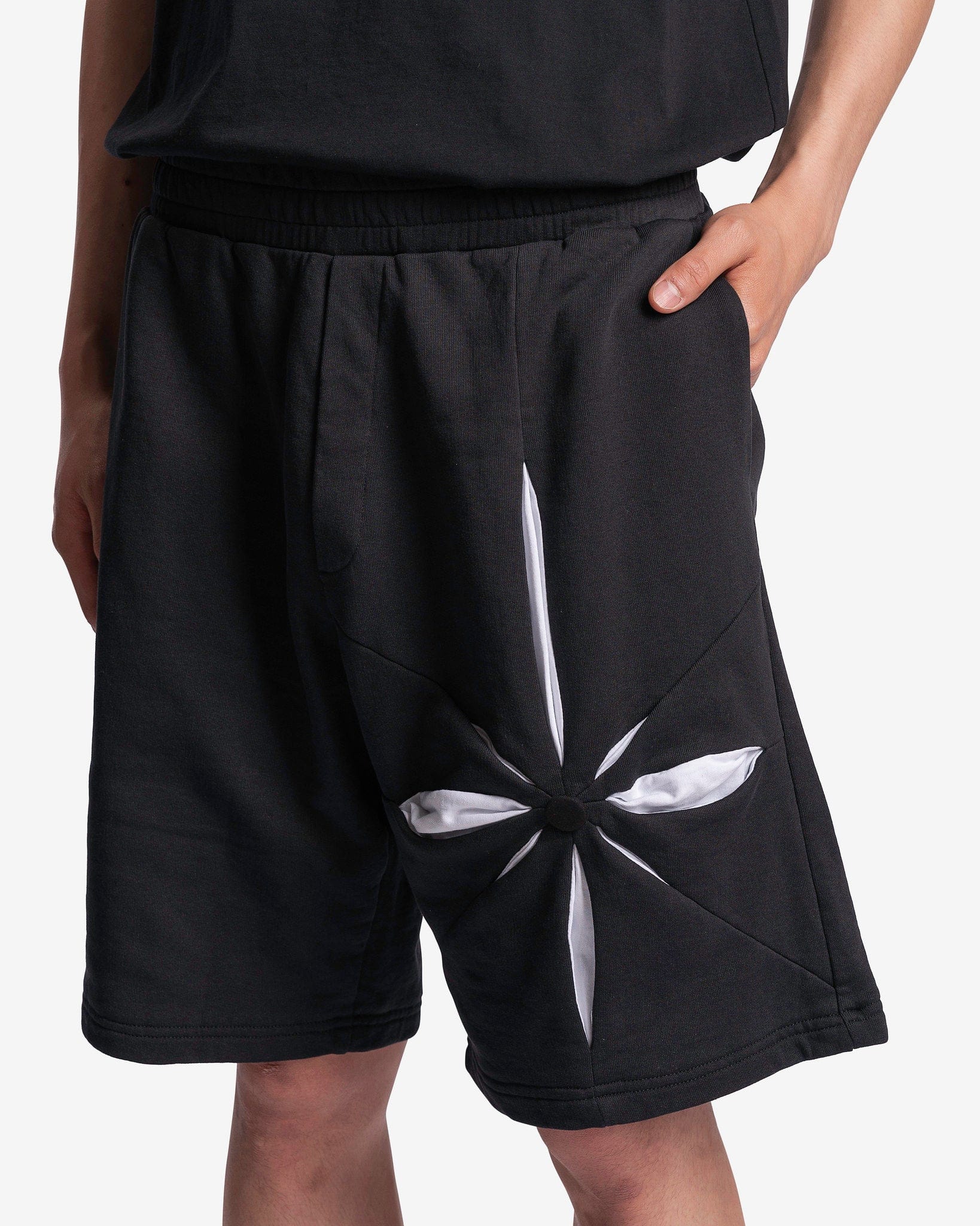 Kusikohc Men's Shorts Origami Shorts in Black