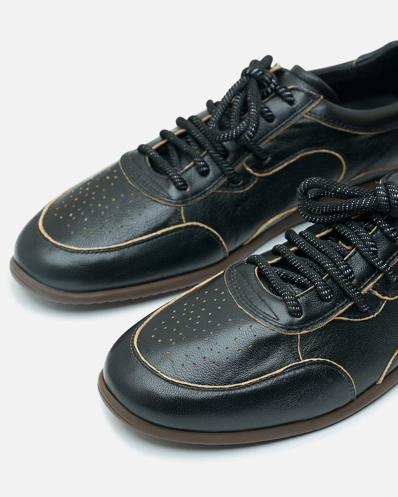 Osterly Sneaker in Black Asportabile – SVRN