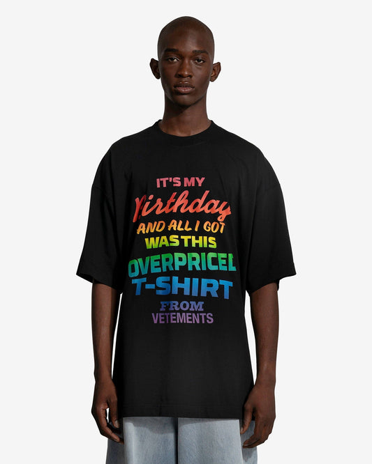 VETEMENTS Men's T-Shirts Overpriced Birthday T-Shirt in Black/Rainbow