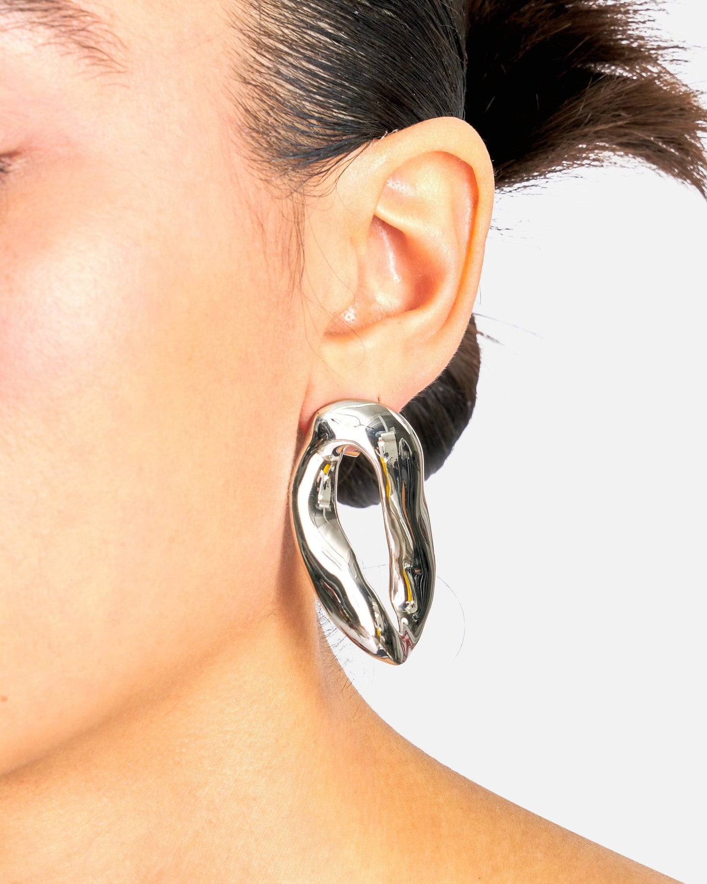 Marni Jewelry OS Oversized Irregular Ring Earrings in Palladium