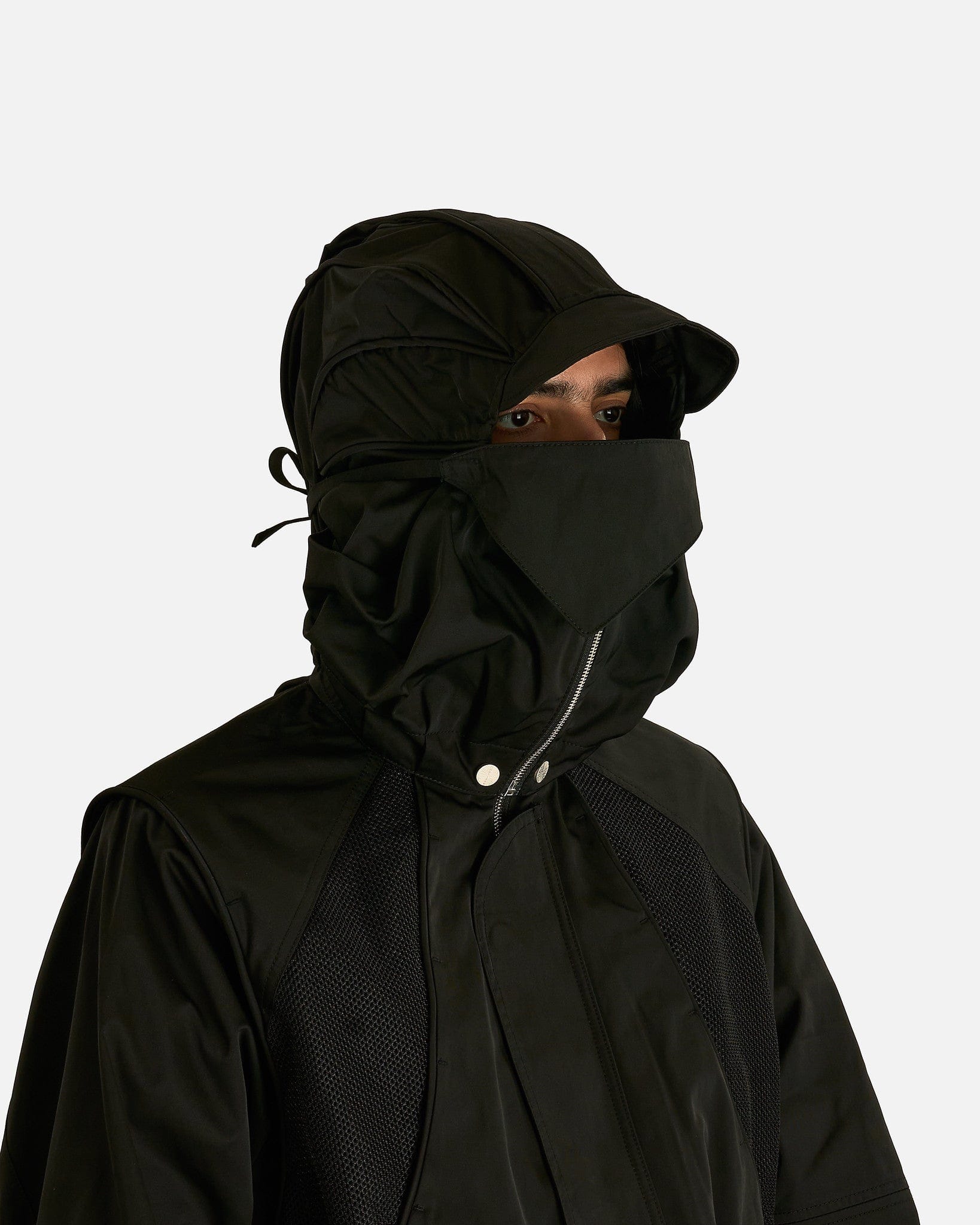 FFFPOSTALSERVICE Men's Jackets Parachute Hooded Jacket in Black