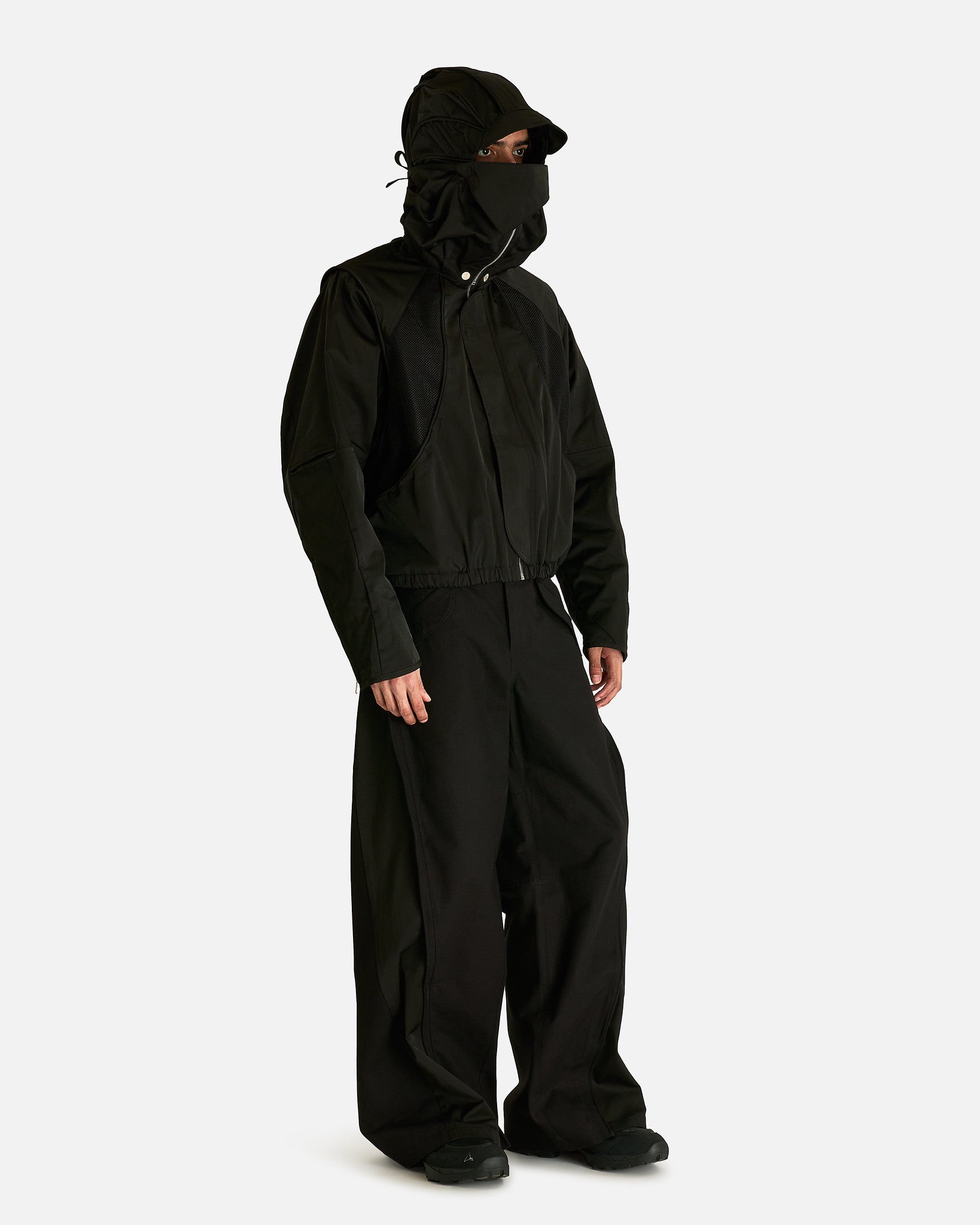 FFFPOSTALSERVICE Men's Jackets Parachute Hooded Jacket in Black
