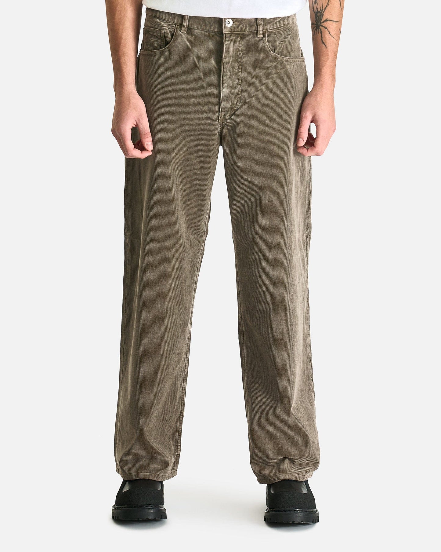 Auralee Men's Pants Pigment Dyed Finx Corduroy Wide 5P Pants in Olive Brown