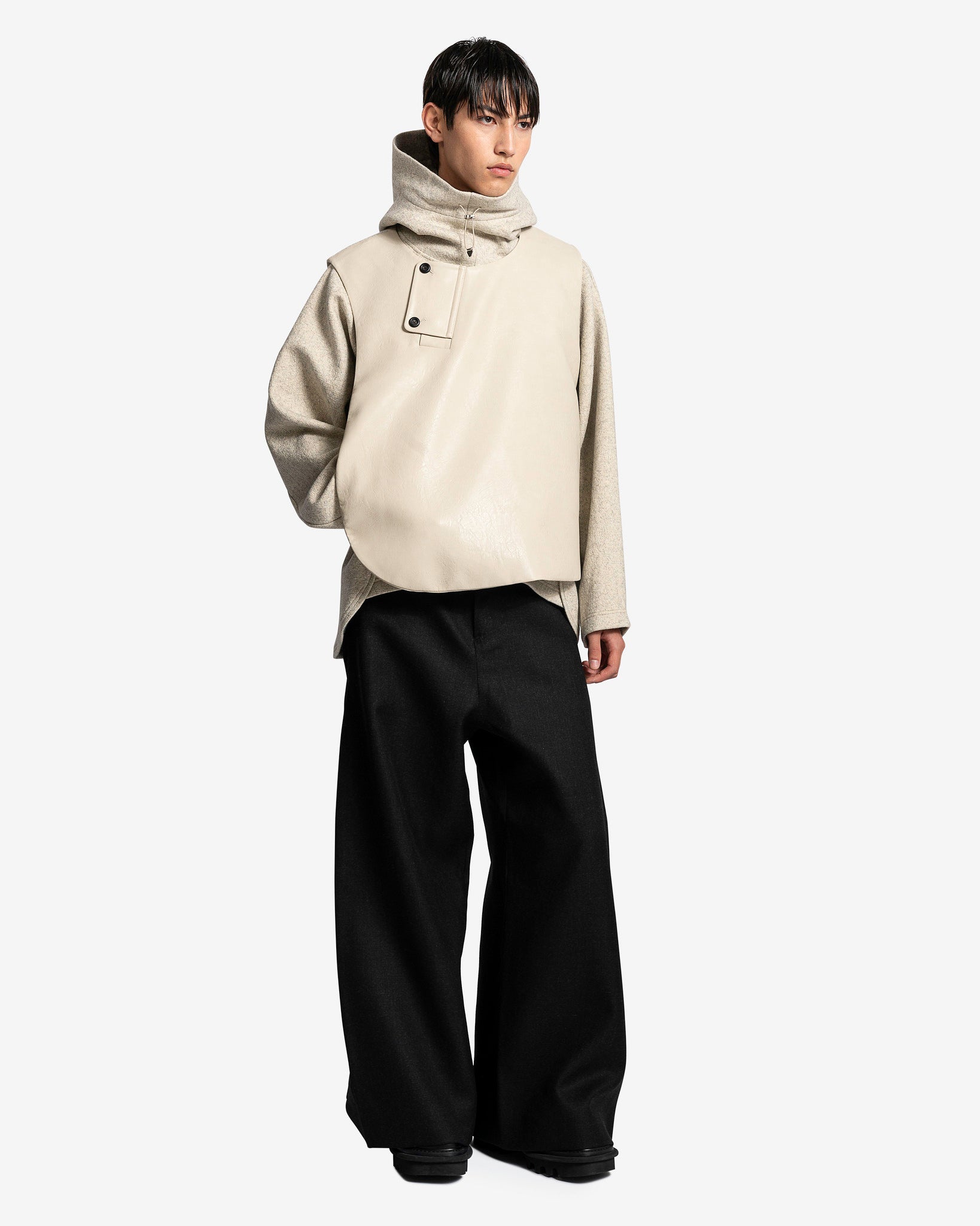 pet-tree-kor Men's Jackets Plank Root Vest in Cream