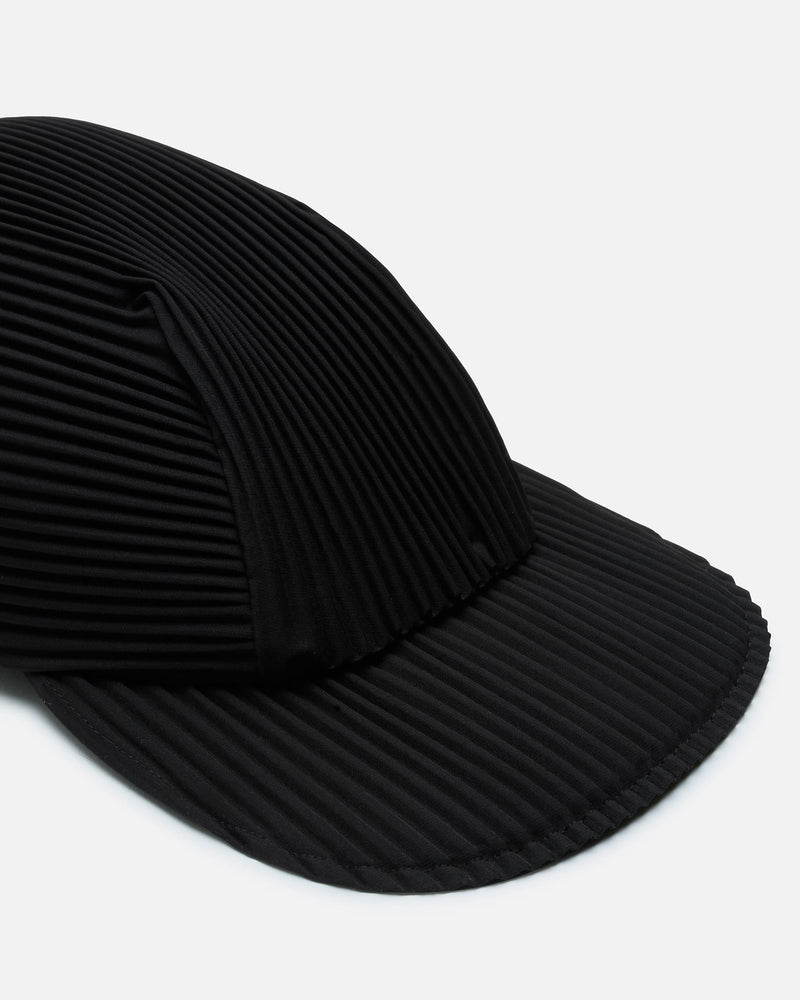 Homme Plissé Issey Miyake Men's Hats OS Pleats Cap in Black