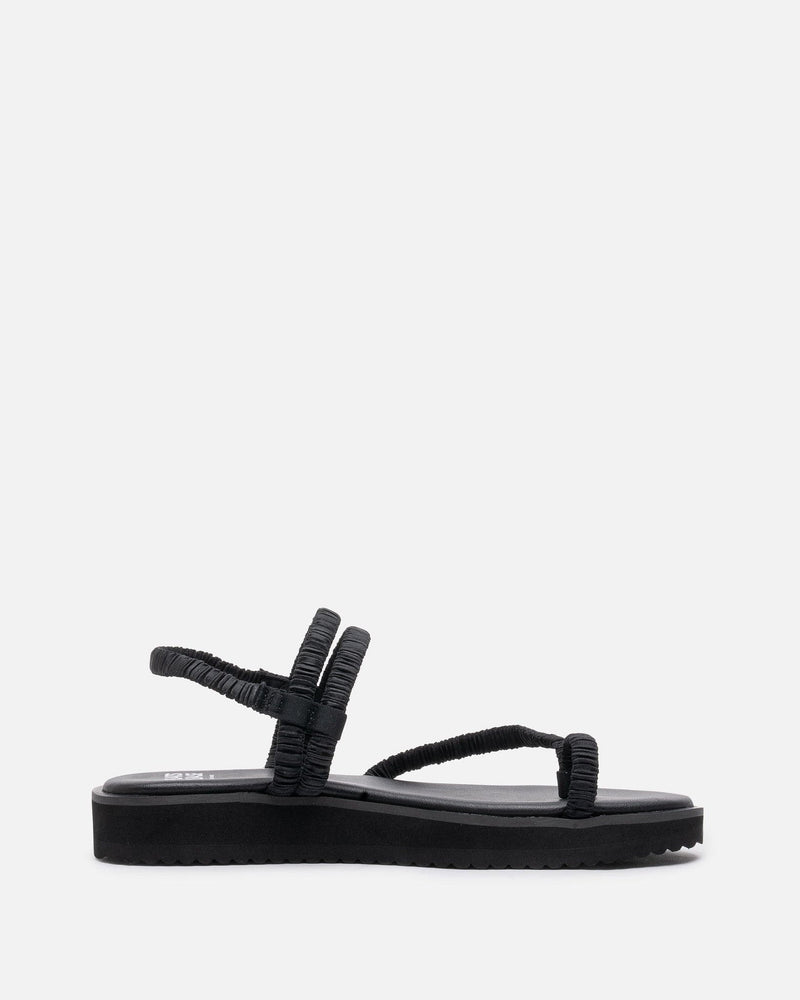 Pleats Please Issey Miyake Women Sandals Pleats Strap Sandals in Black