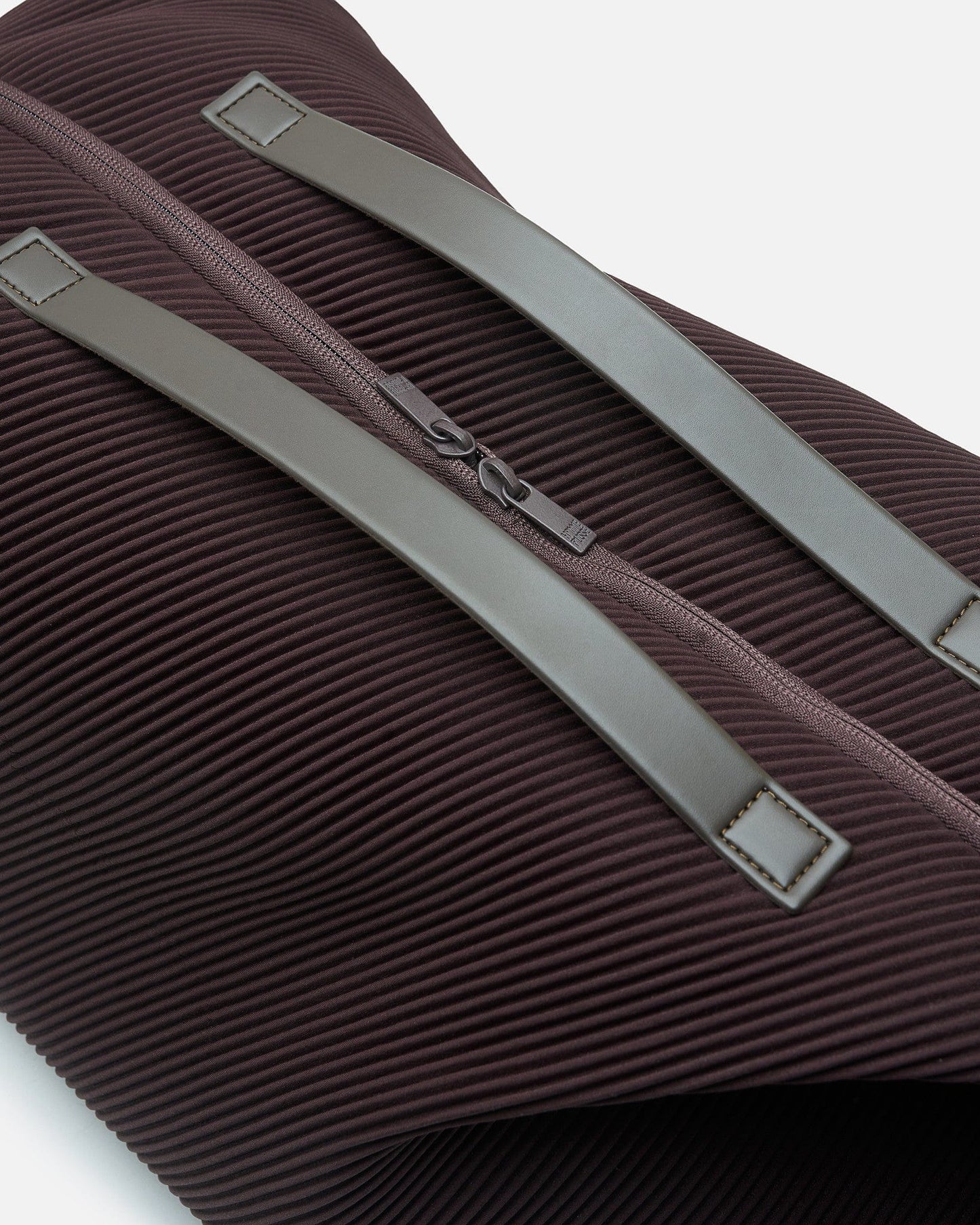 Homme Plissé Issey Miyake Men's Bags OS Pleats Travel Bag in Eggplant