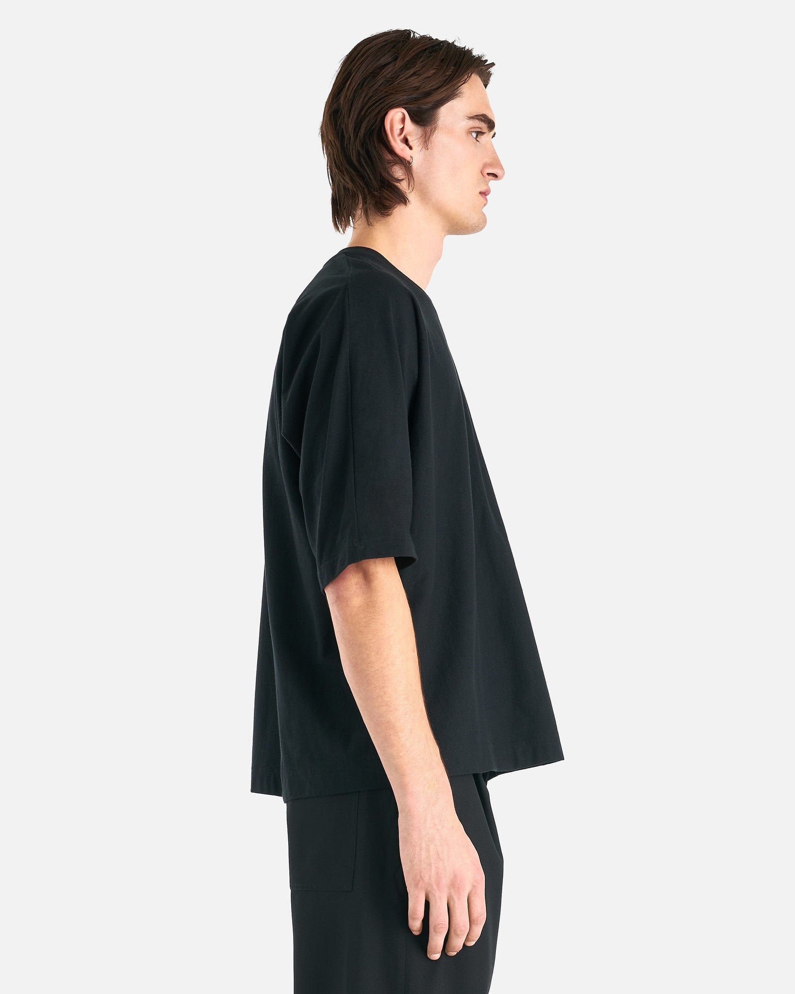 Homme Plissé Issey Miyake Men's T-Shirts Release-T Basic in Black