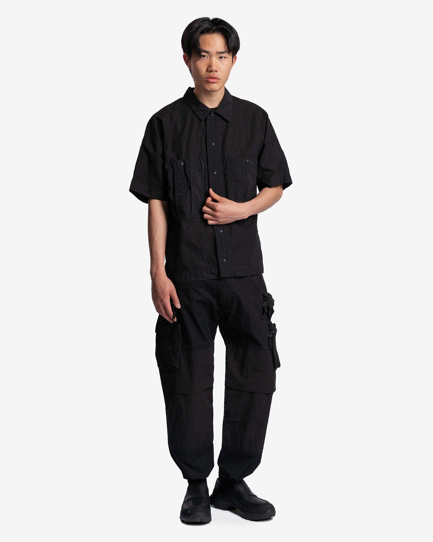 Nemen Men's Pants Rise Multipocket Parachute Pants in Ink Black