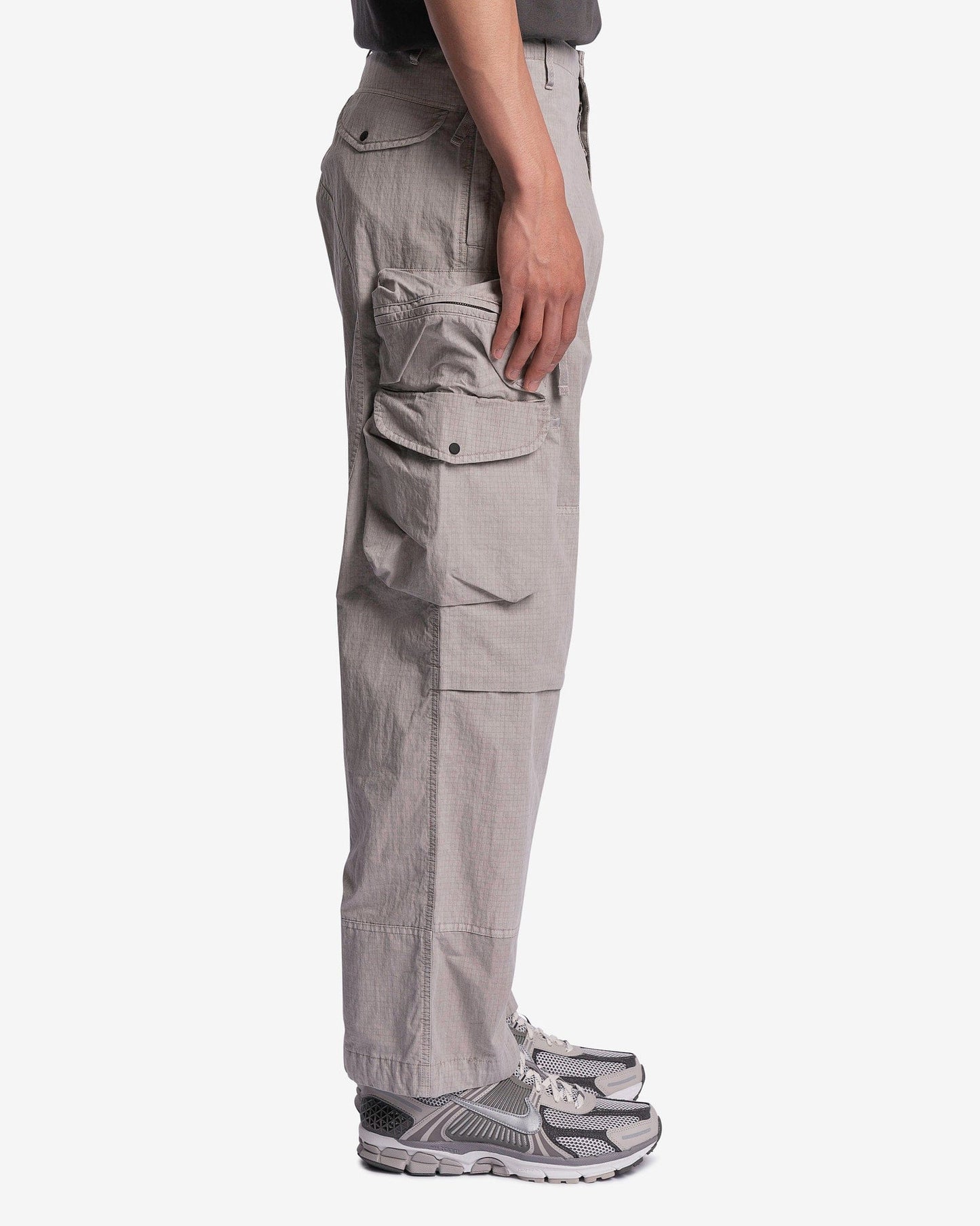 Nemen Men's Pants Rise Multipocket Parachute Pants in Vulcan Soil