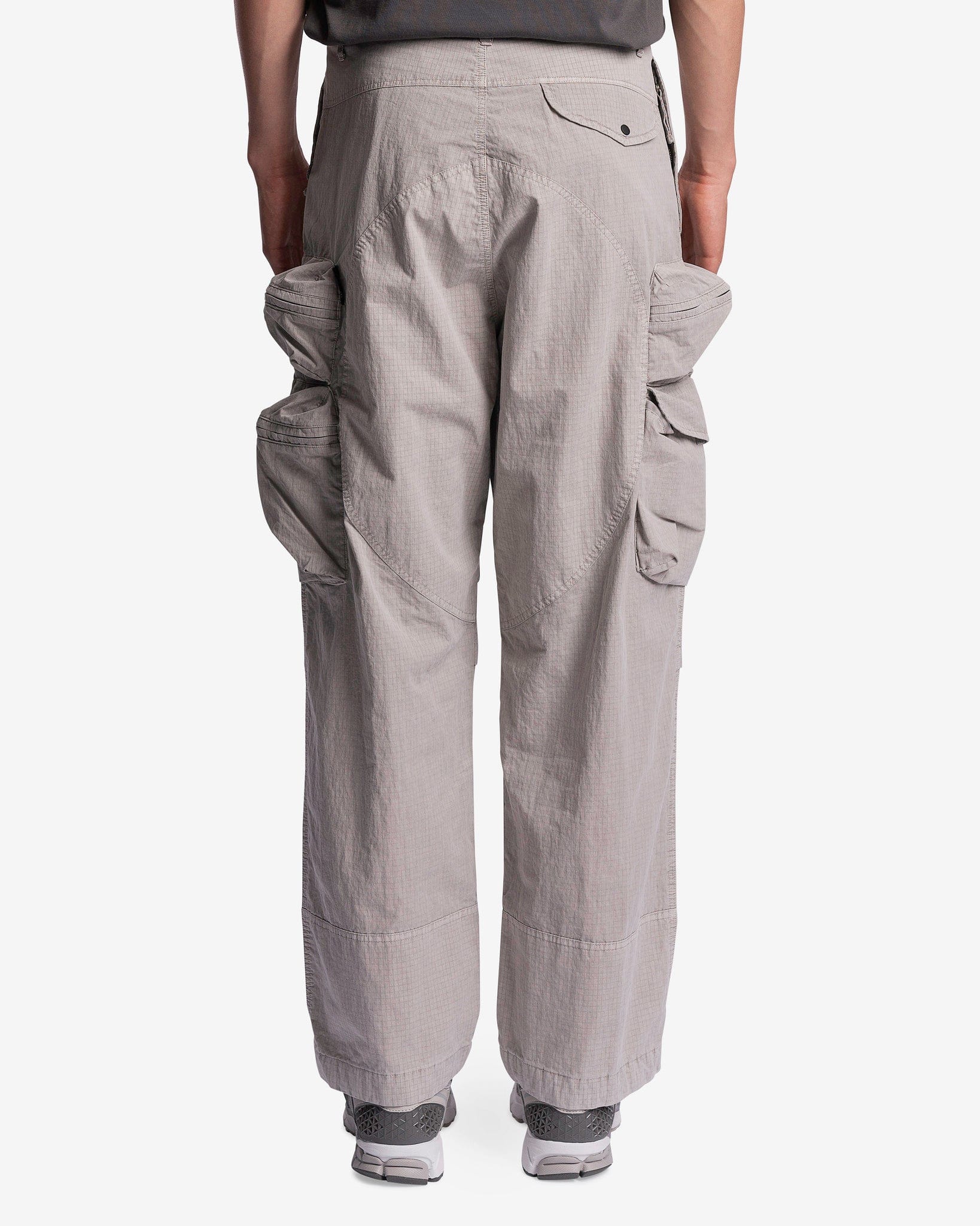 Rise Multipocket Parachute Pants in Vulcan Soil – SVRN