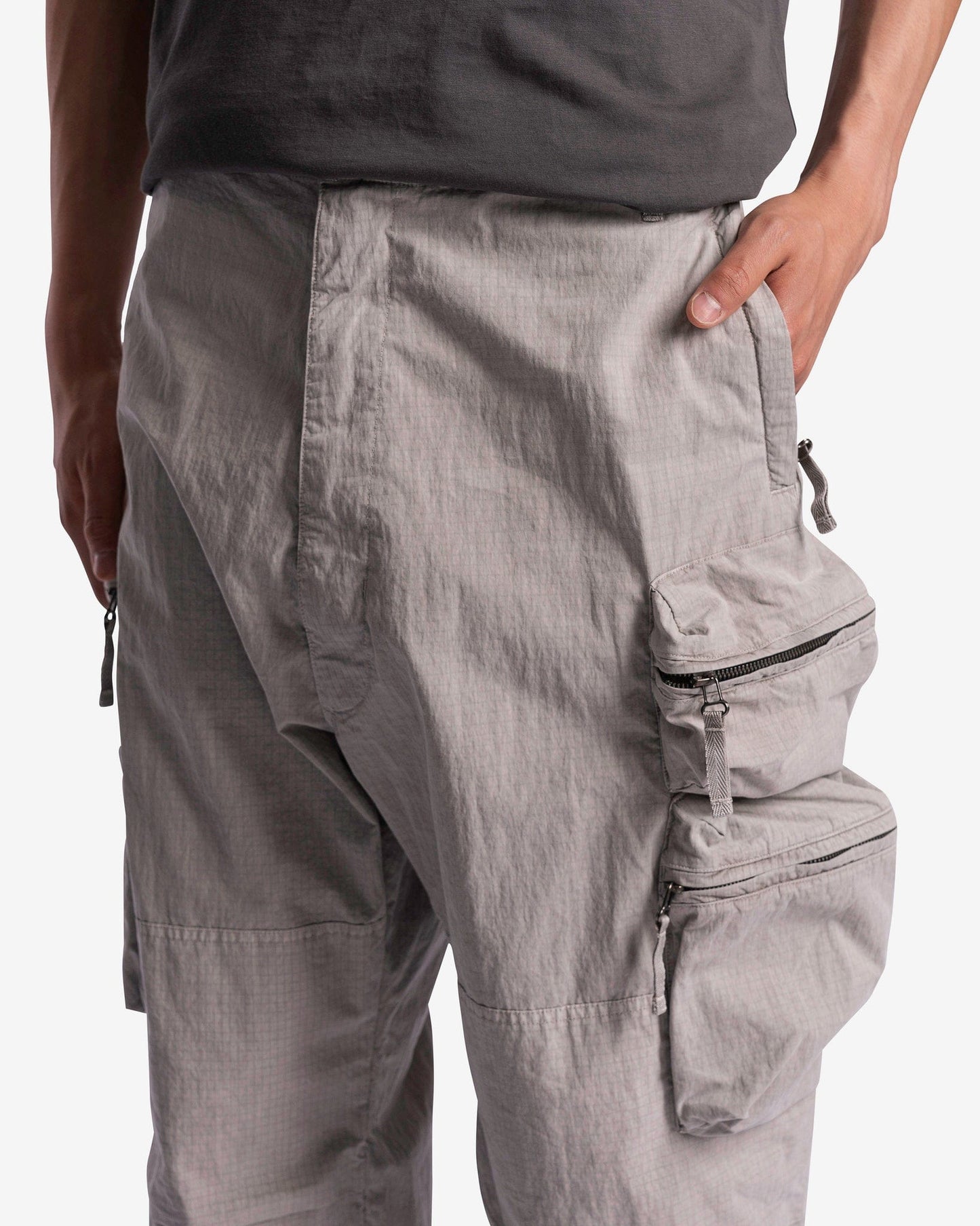 Nemen Men's Pants Rise Multipocket Parachute Pants in Vulcan Soil