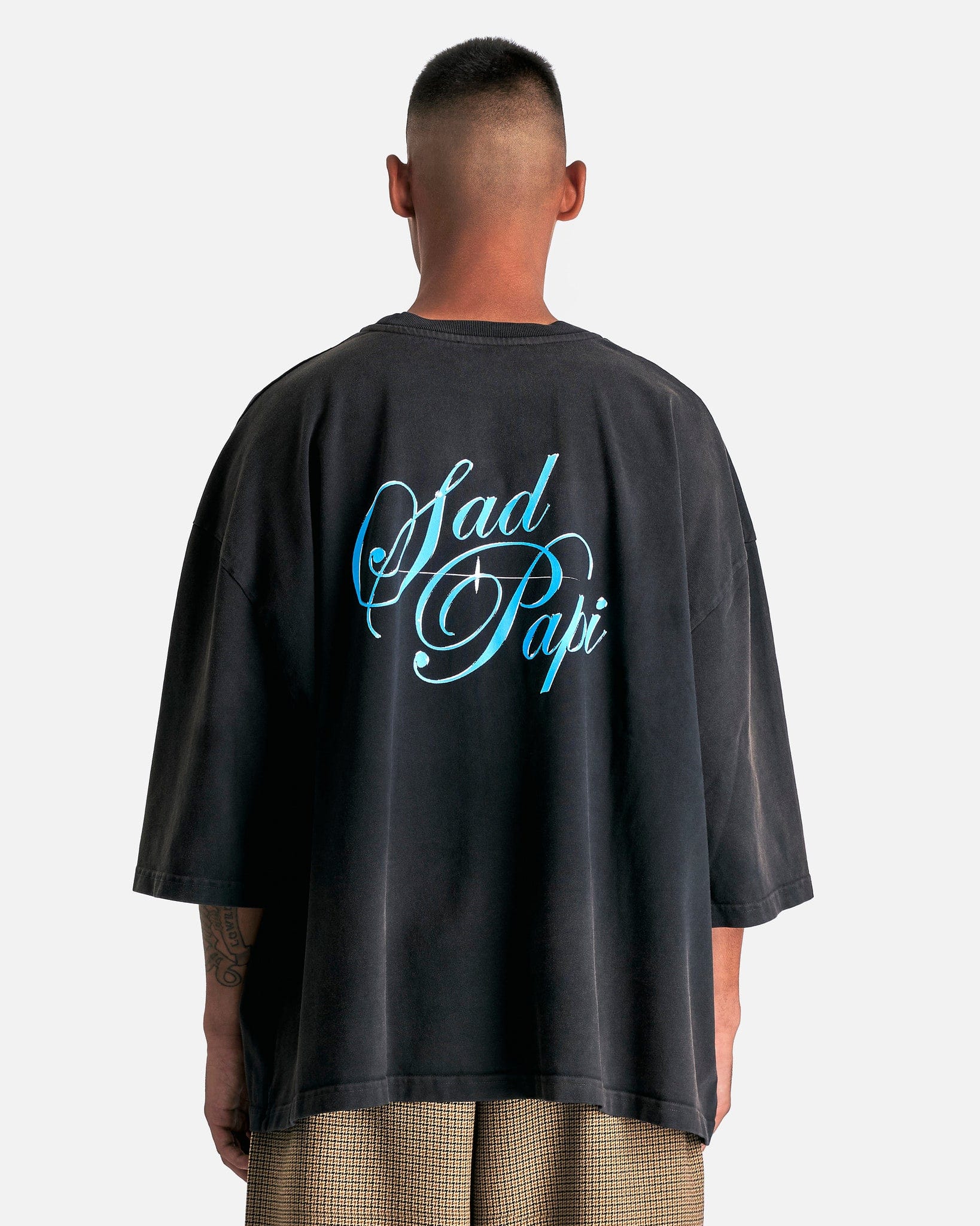 SAD tシャツ Sad Papi' Short Sleeve Buffalo T-Shirt in Black – SVRN
