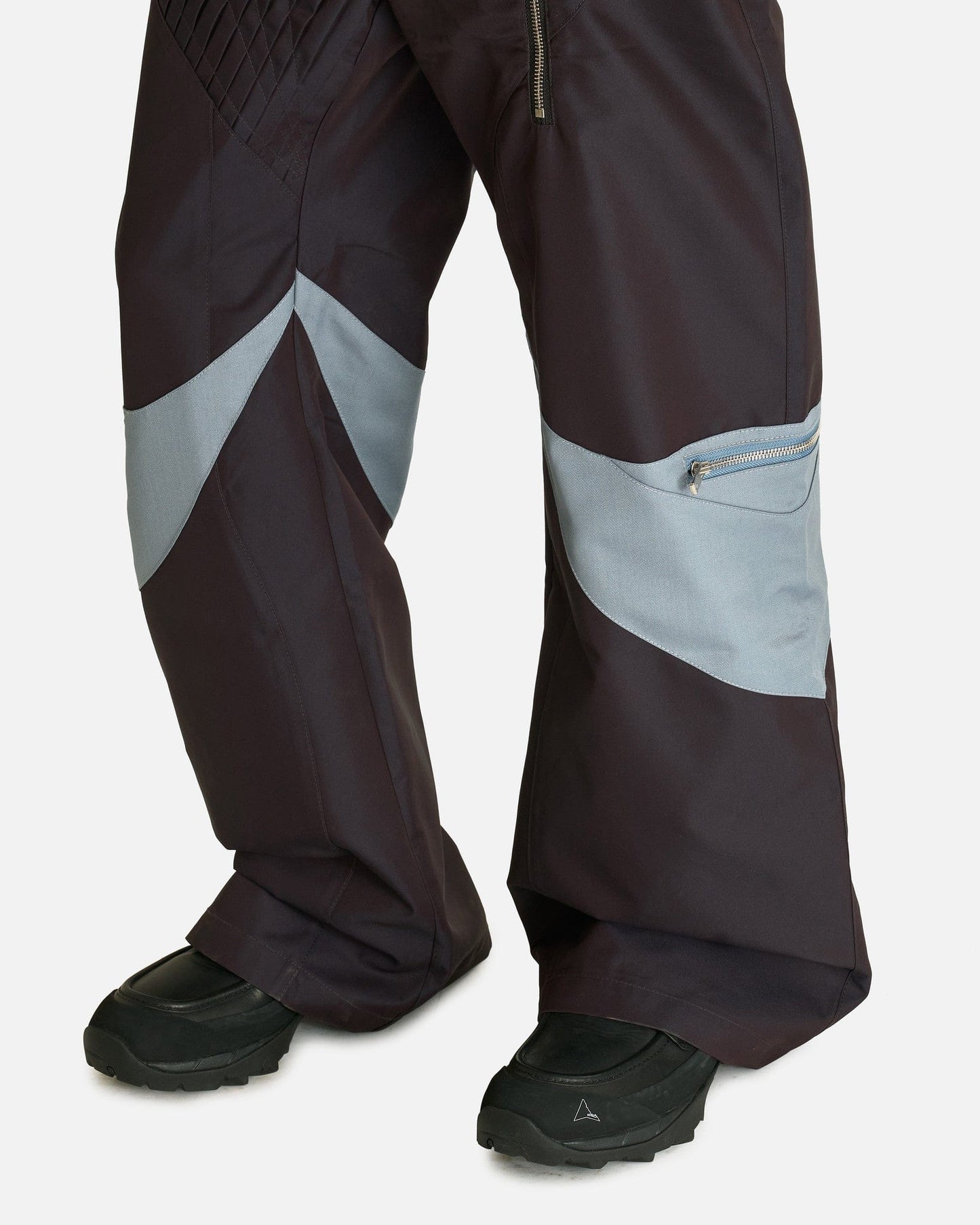 FFFPOSTALSERVICE Men's Pants Sakhara Trouser in Techno Velvet