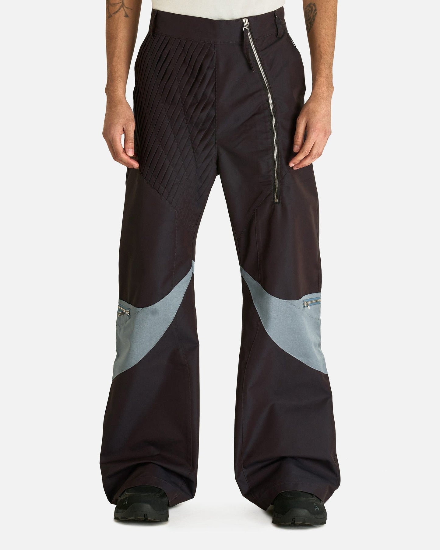 FFFPOSTALSERVICE Men's Pants Sakhara Trouser in Techno Velvet