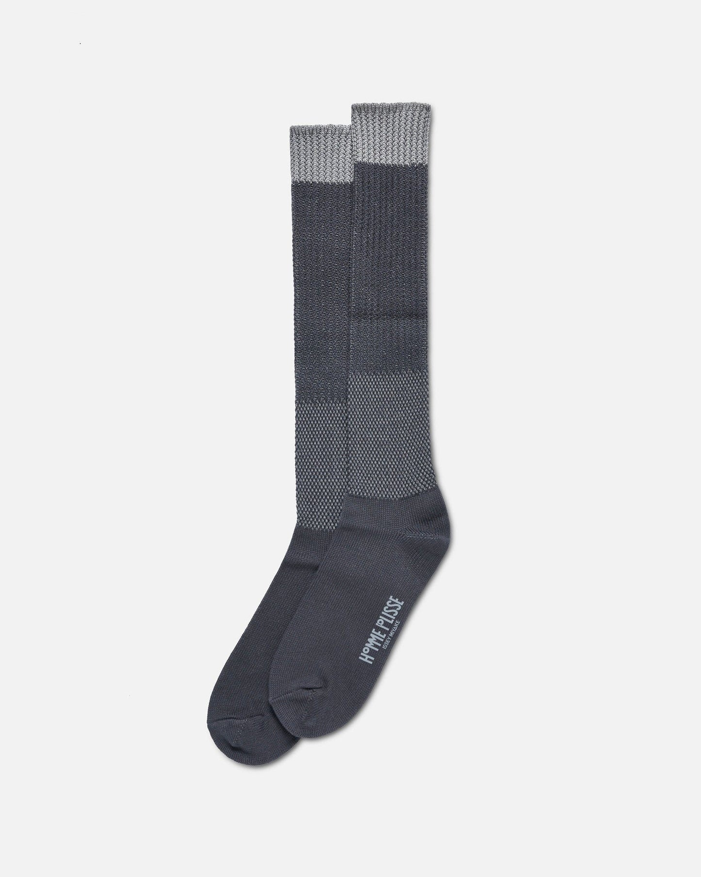 Homme Plissé Issey Miyake Men's Socks O/S Seed Stitch Socks in Charcoal