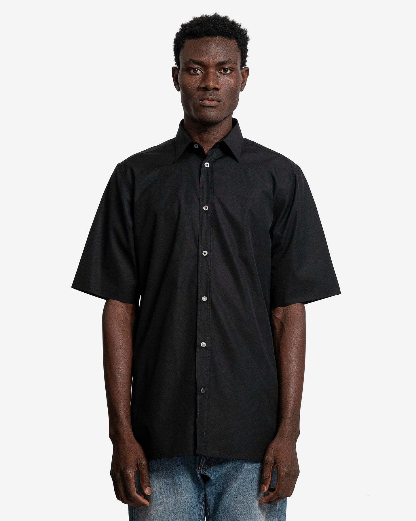 Short-Sleeved Shirt in Black SVRN Short-Sleeved Shirt in Black SVRN