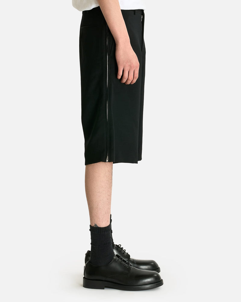 Shorts in Black – SVRN