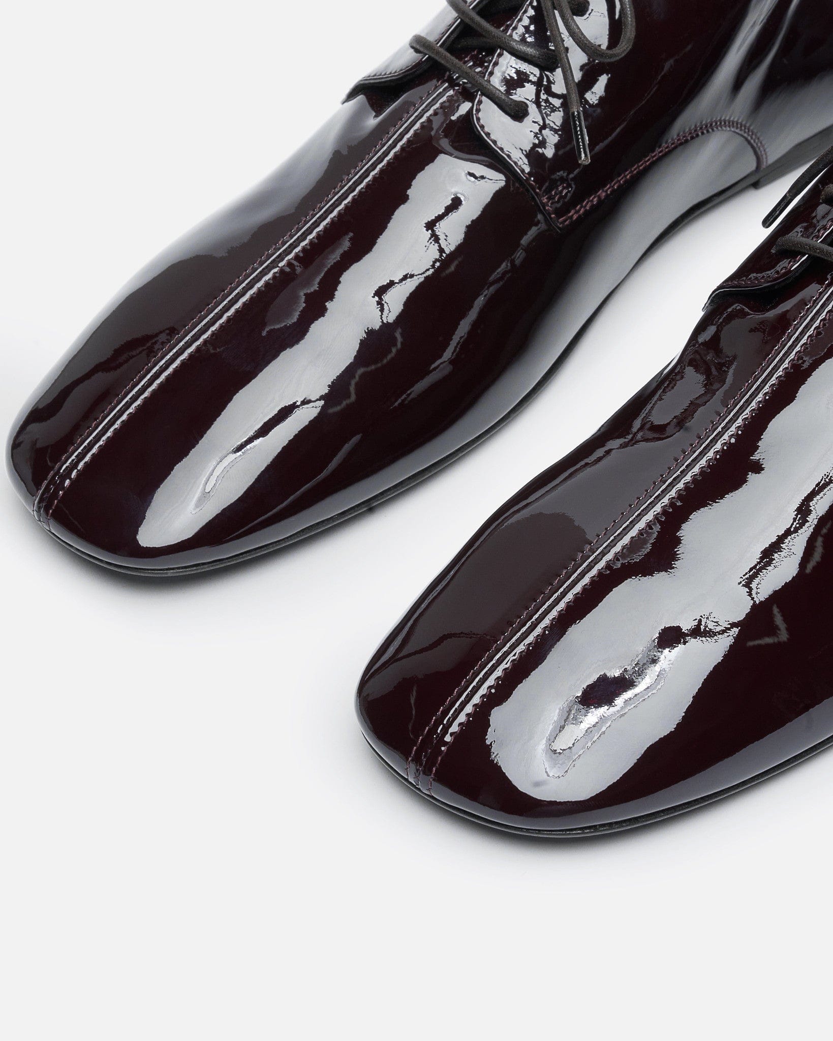 Dries Van Noten Men's Shoes Slim Leather Laceup in Burgundy