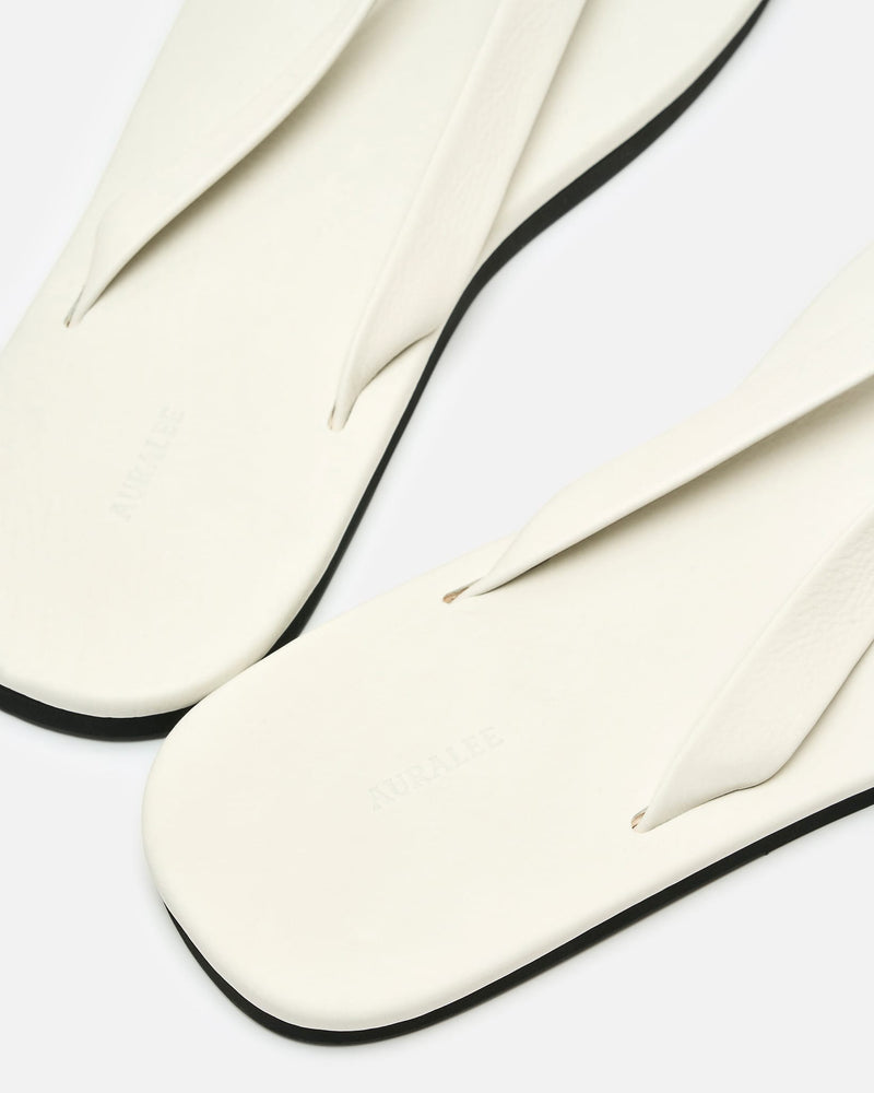 Auralee Men's Shoes Soft Leather Flip-Flops in White