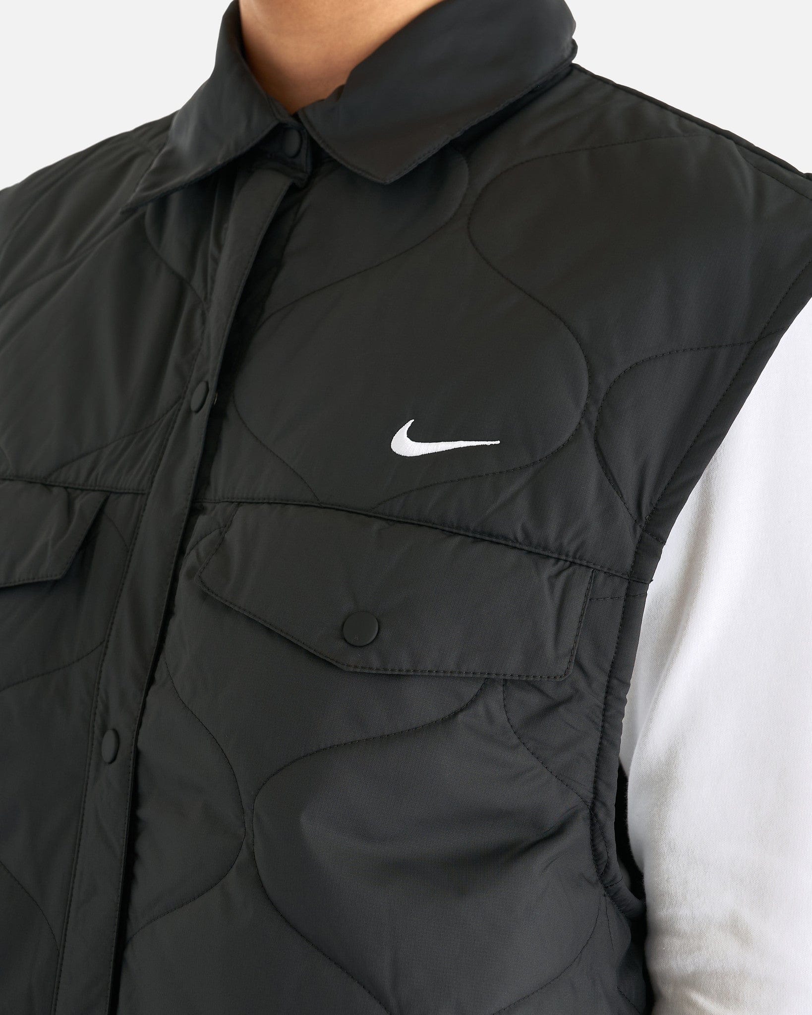 nike women's essential vest