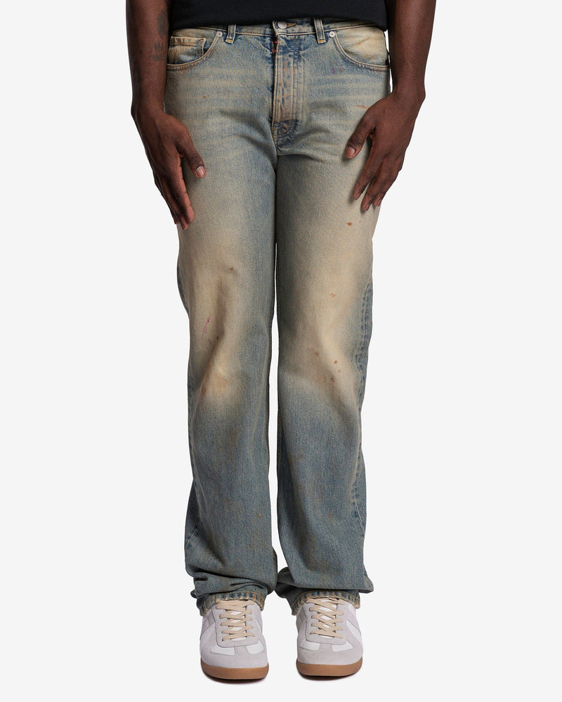 Straight Leg Jeans in Dirty Wash