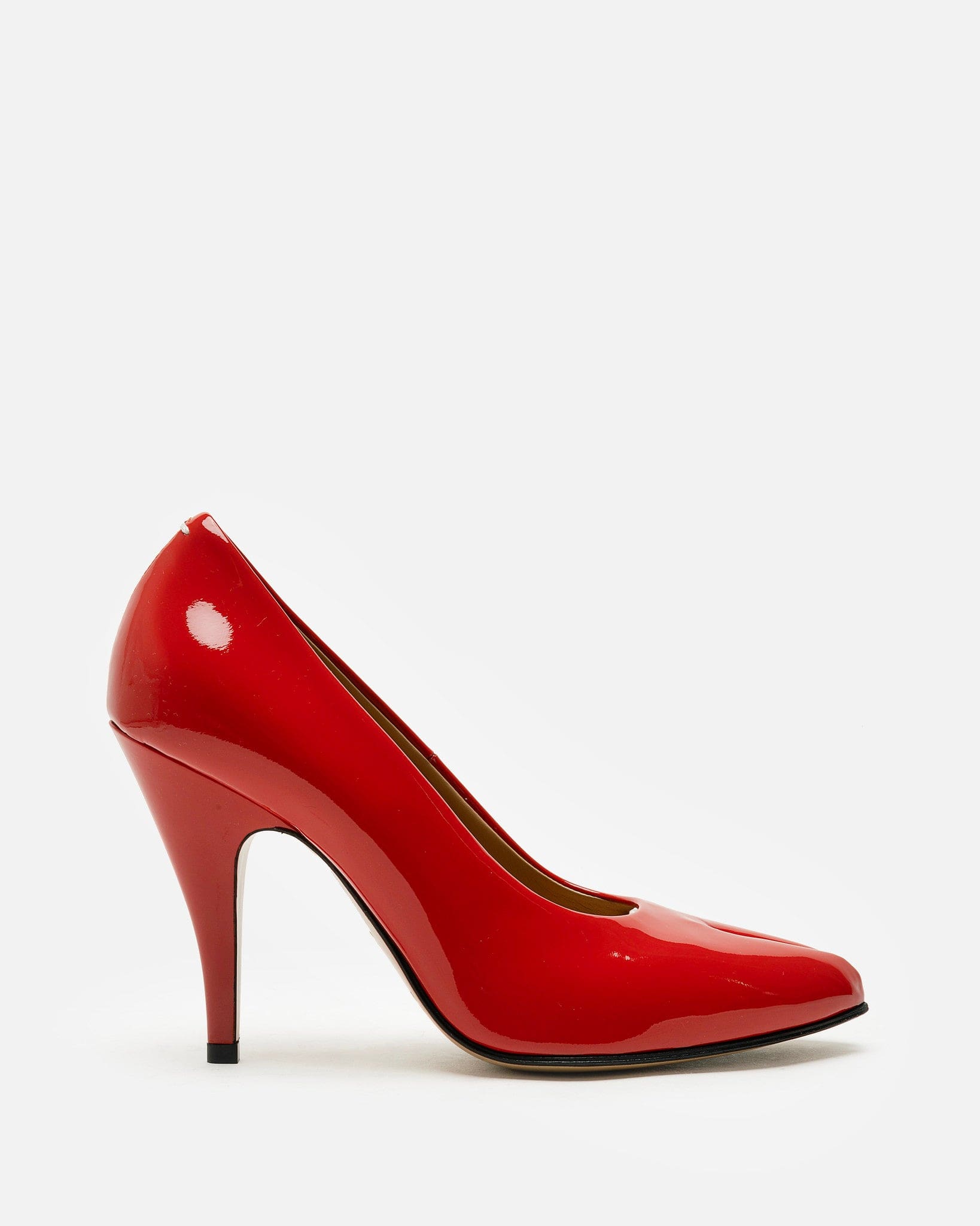 Maison Margiela Women Heels Tabi Pumps in Poppy Red