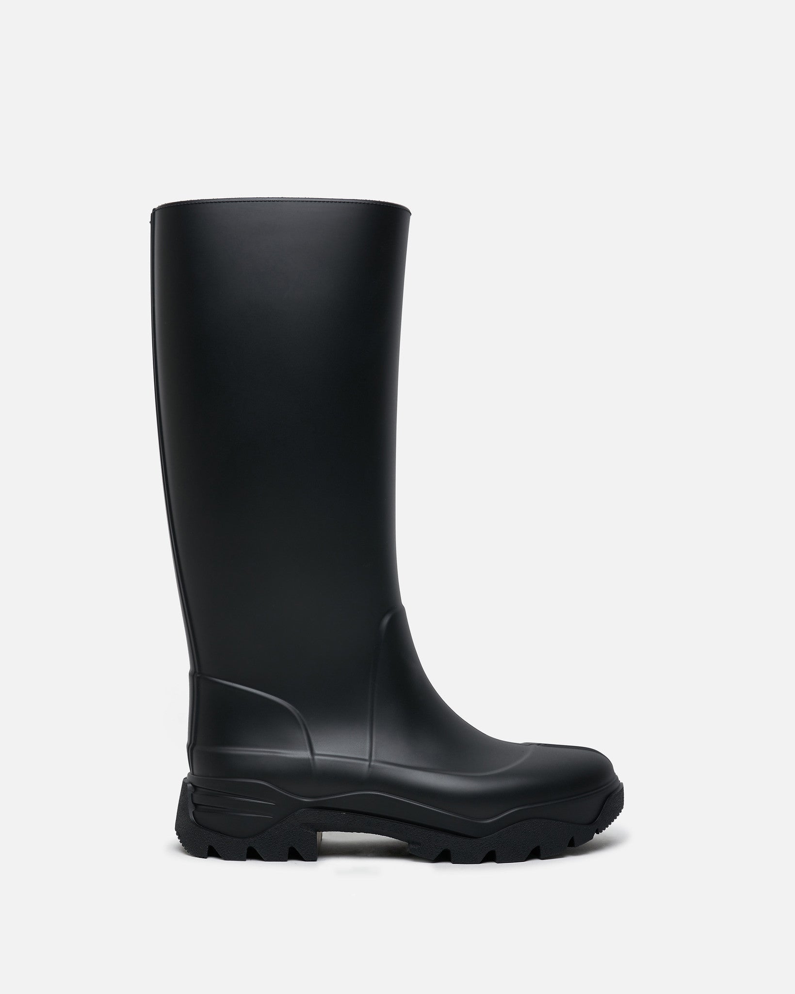 Maison Margiela Women Boots Tabi Rain Boot in Black Raven