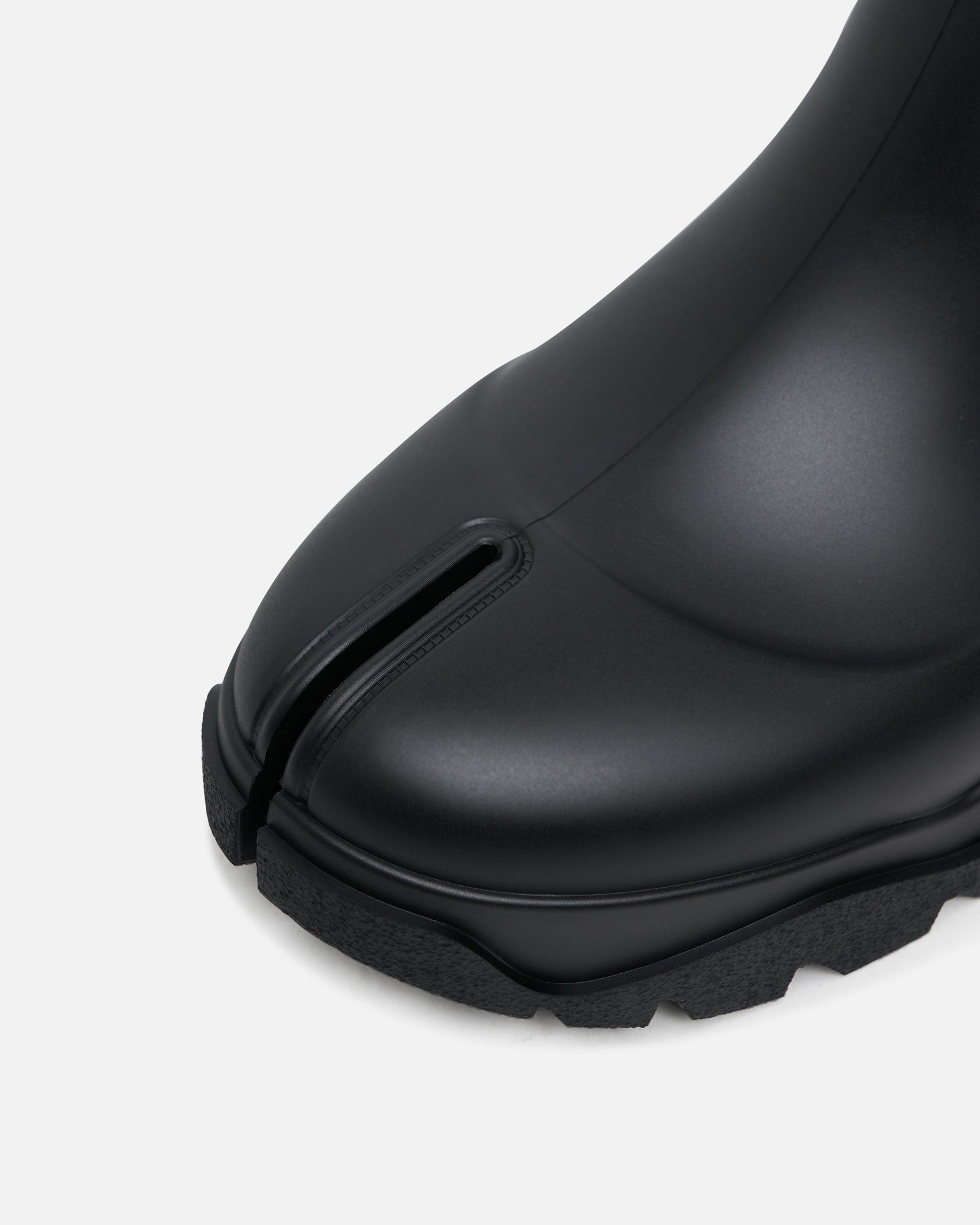 Maison Margiela Women Boots Tabi Rain Boot in Black Raven