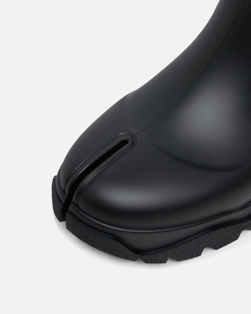 Maison Margiela Women Boots Tabi Rain Boot in Black Raven