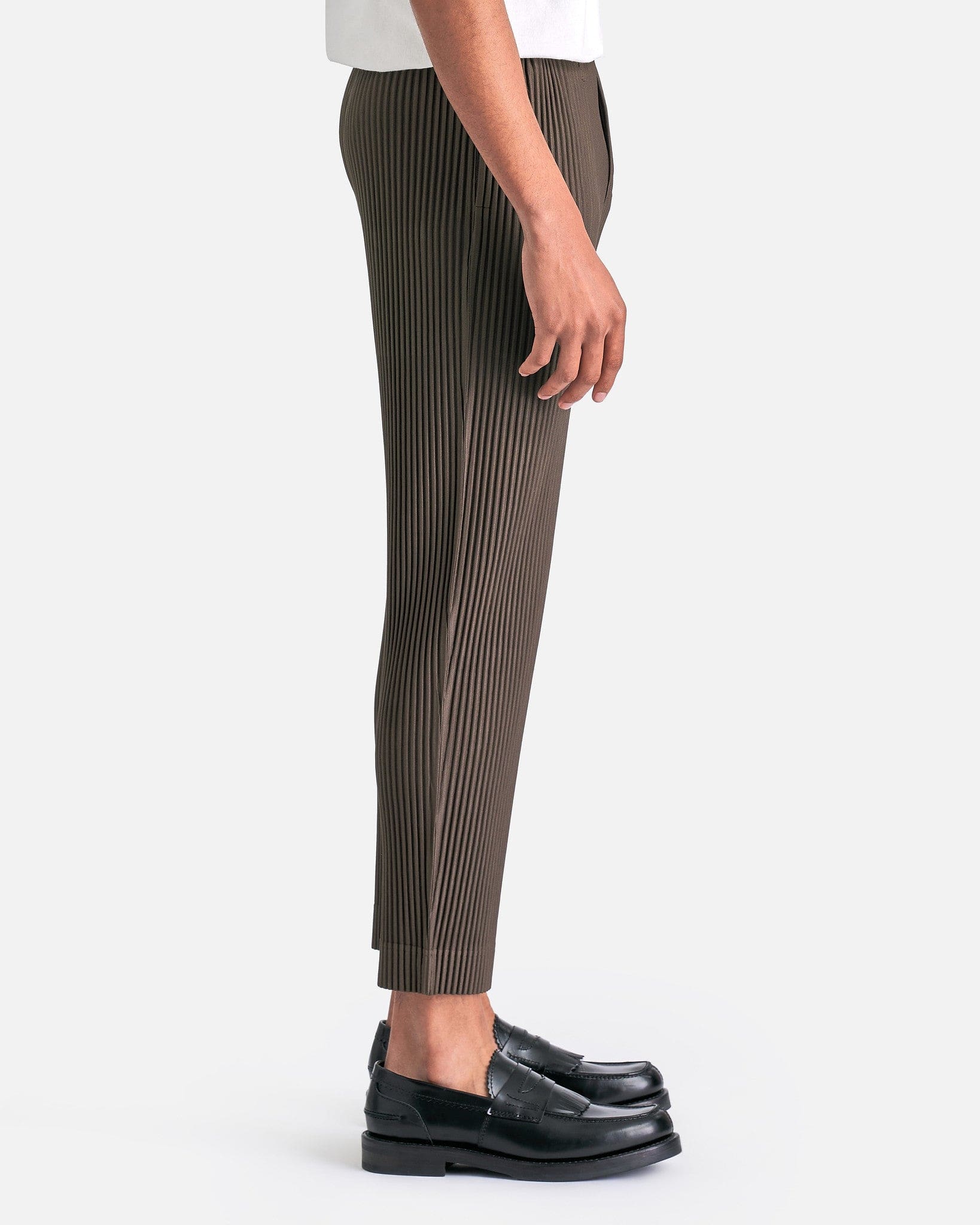 Homme Plissé Issey Miyake Men's Pants Tailored Pleats 1 Pants in Dark Khaki