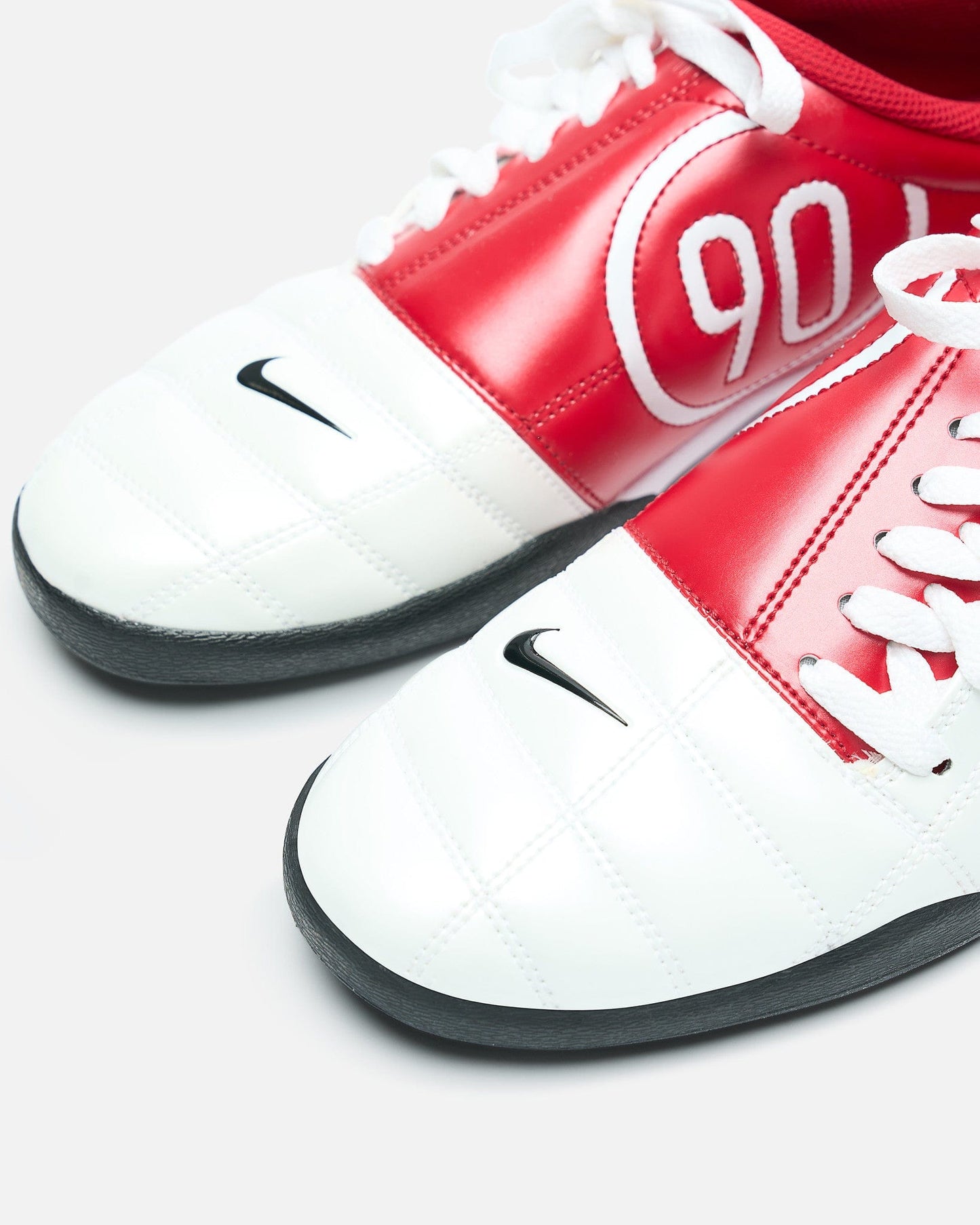 Nike Men's Sneakers Total 90 in White and Gym Red