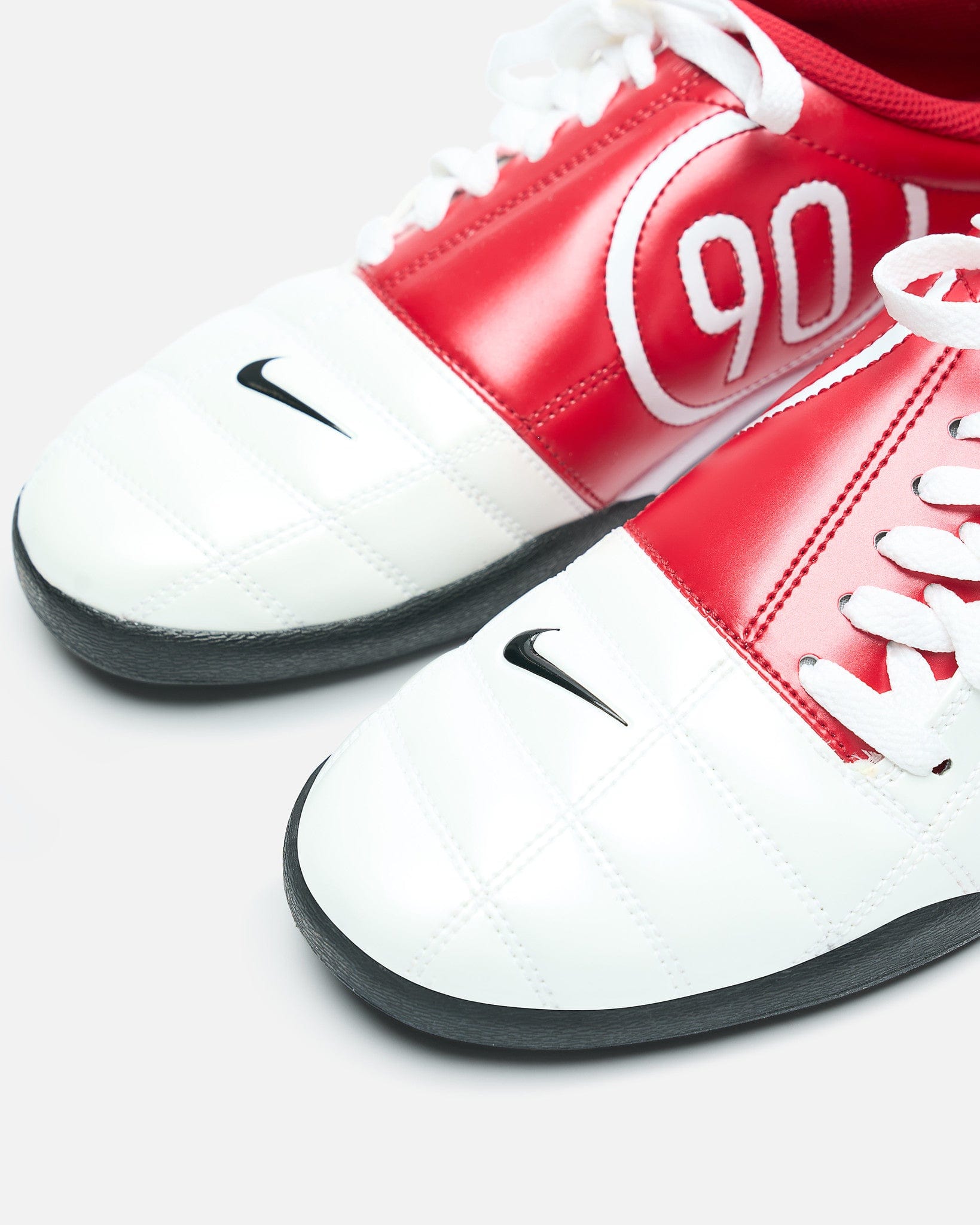 Nike Men's Sneakers Total 90 in White and Gym Red