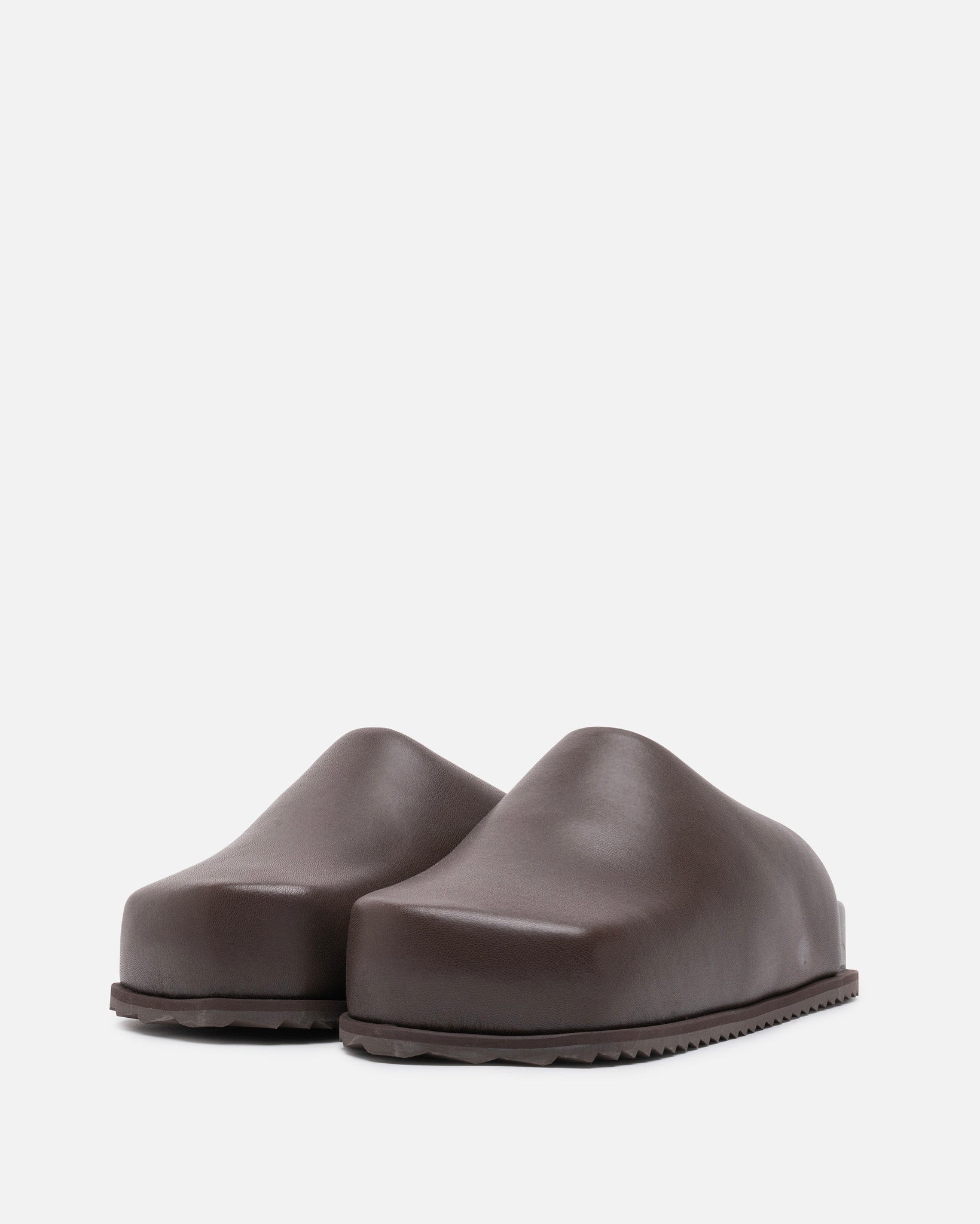 YUME YUME Men's Sneakers Truck Slide in Vanquish Chocolate