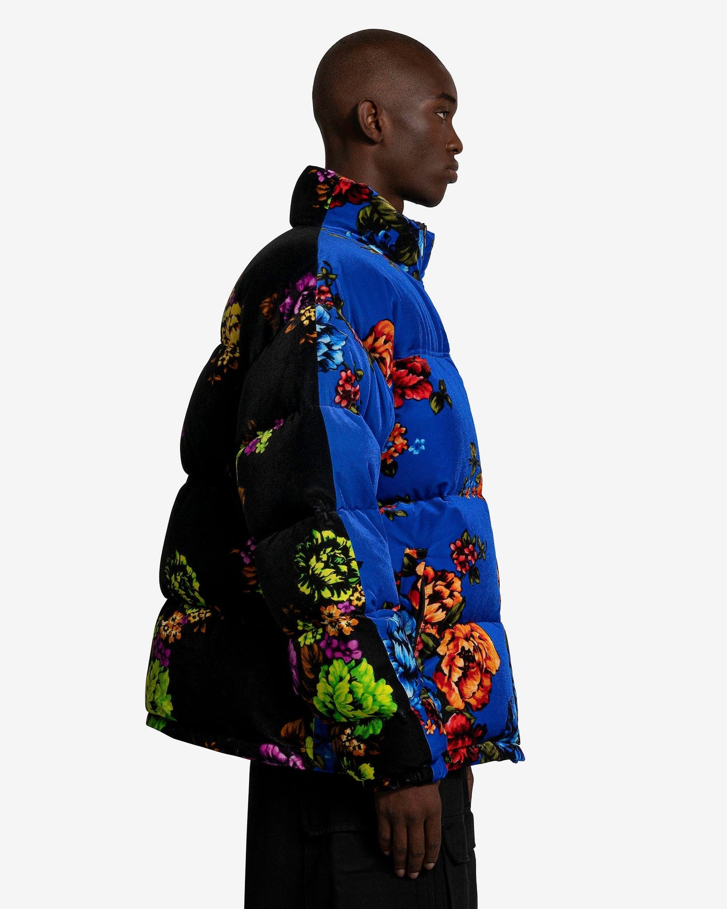 VETEMENTS Men's Jackets Velvet Flower Puffer Jacket in Floral