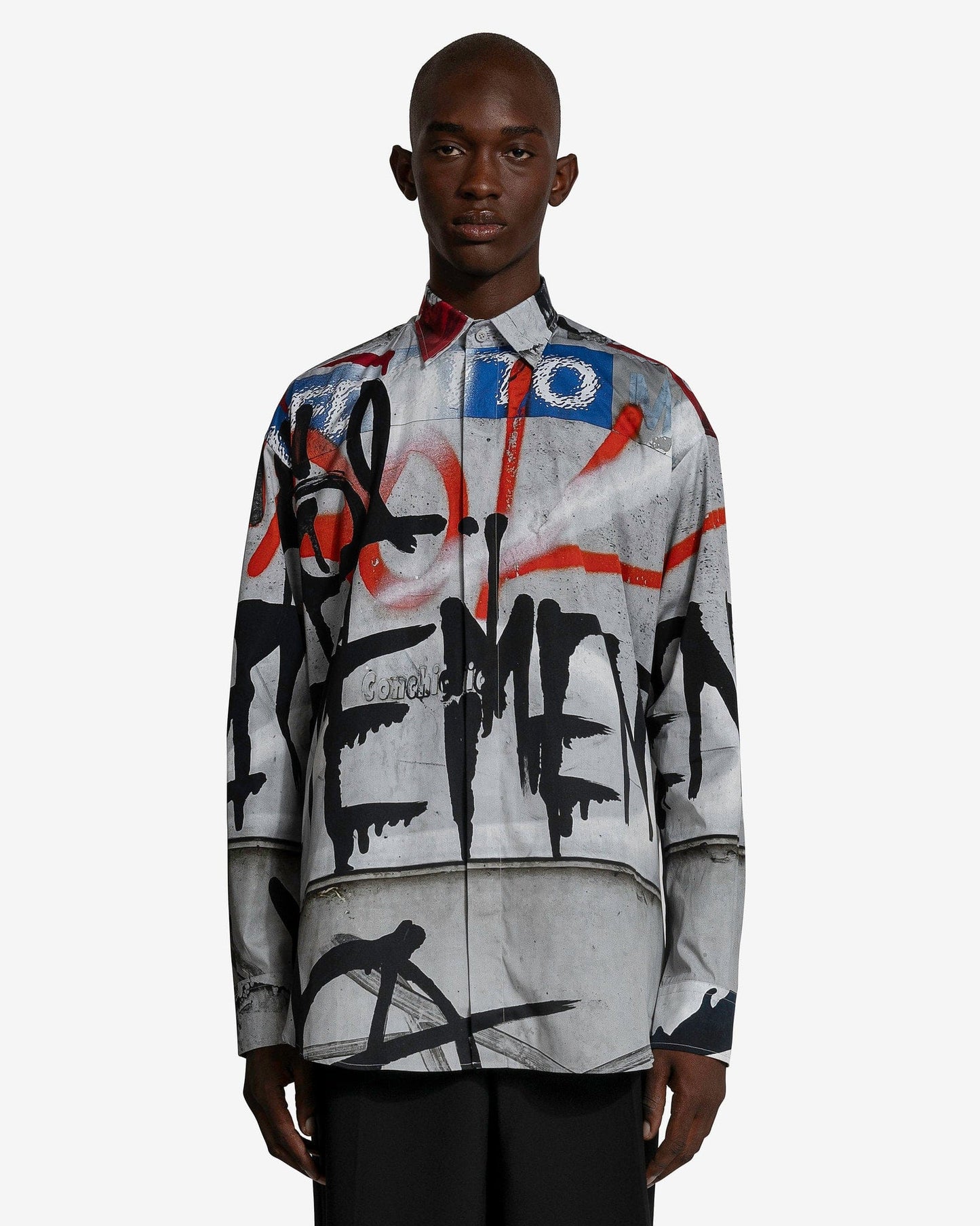 VETEMENTS Men's Shirts VETEMENTS Graffiti Shirt in Grey