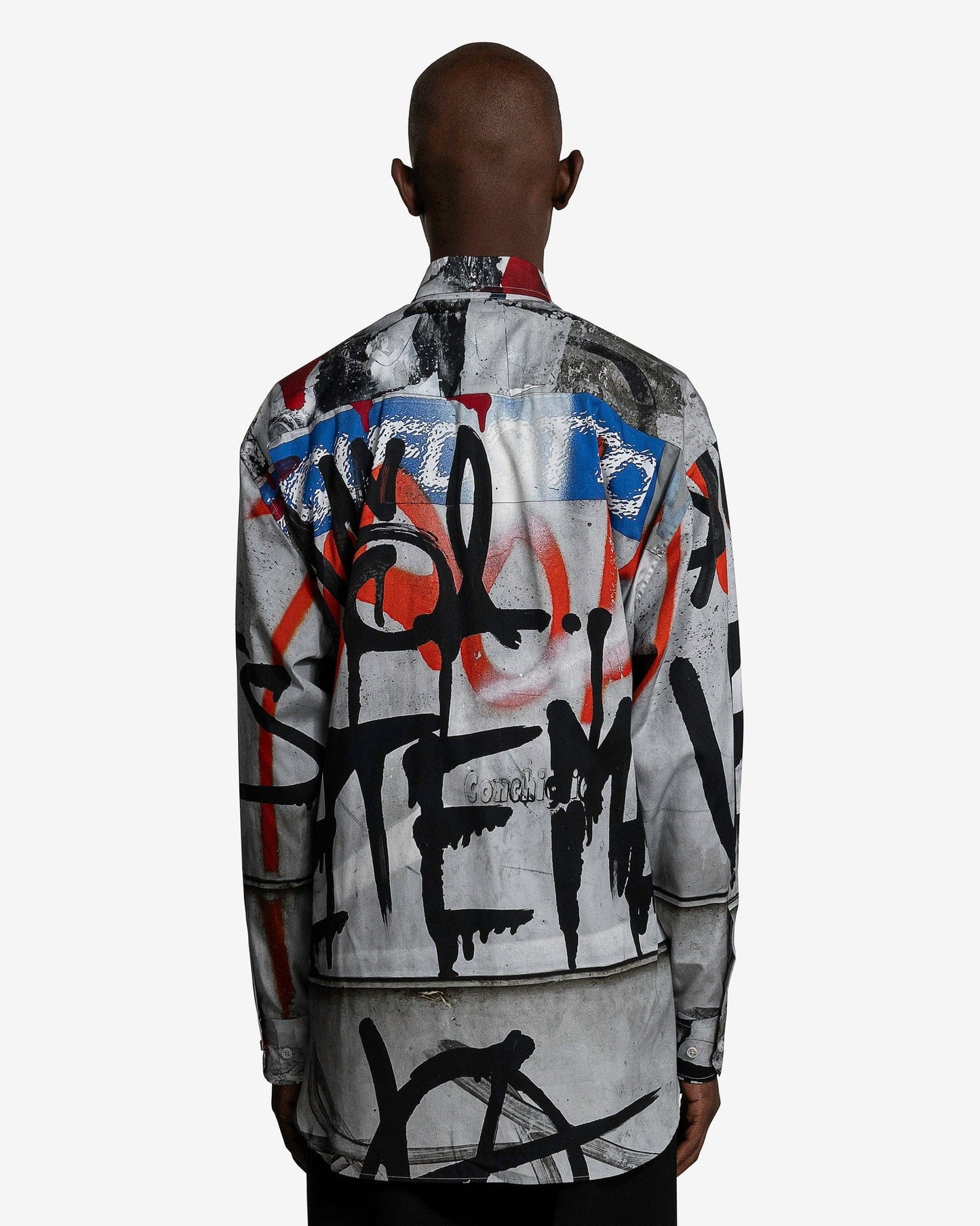 VETEMENTS Men's Shirts VETEMENTS Graffiti Shirt in Grey