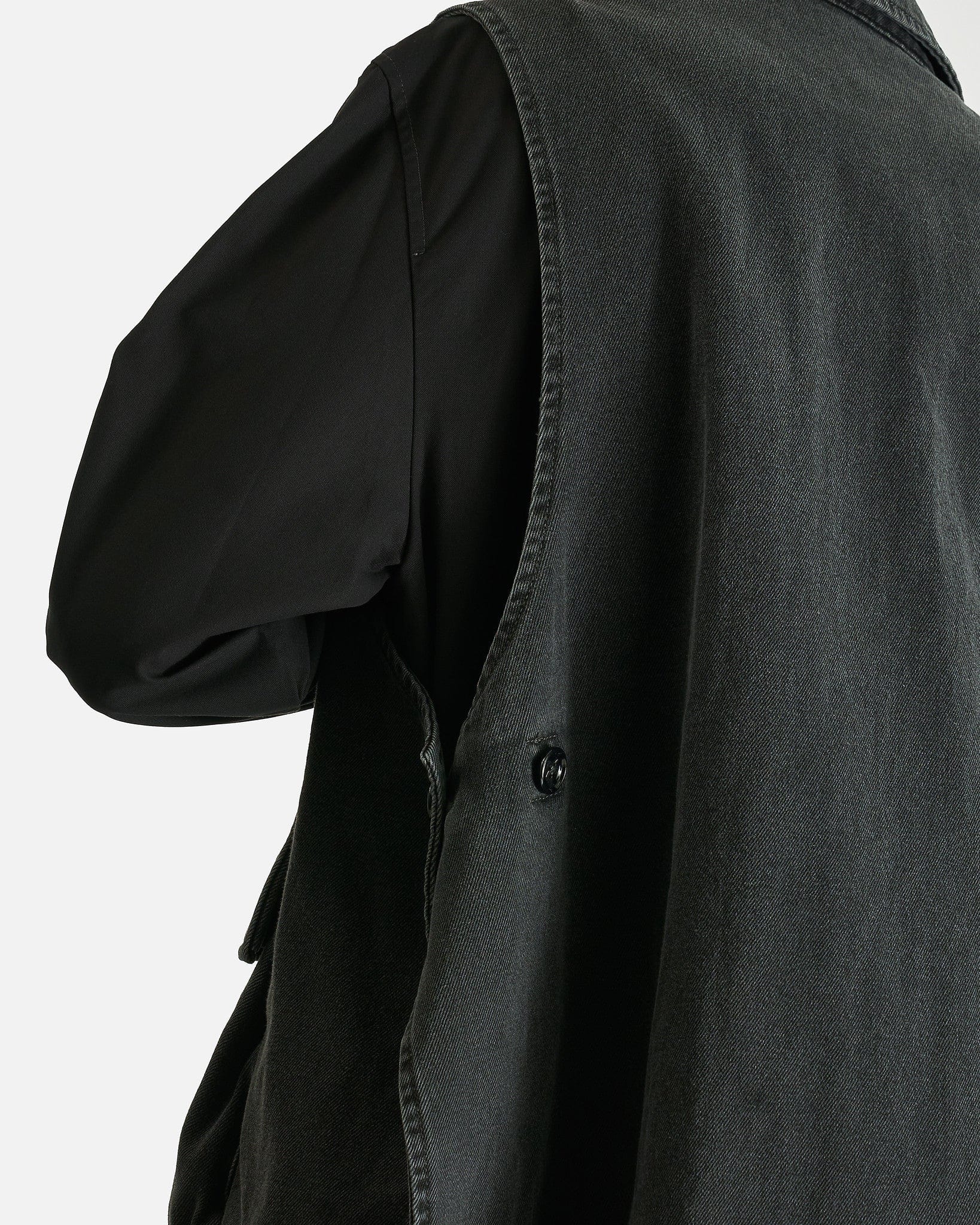 Ann Demeulemeester Men's Shirts Vilken Sleeveless Cargo Overshirt in Faded Grey