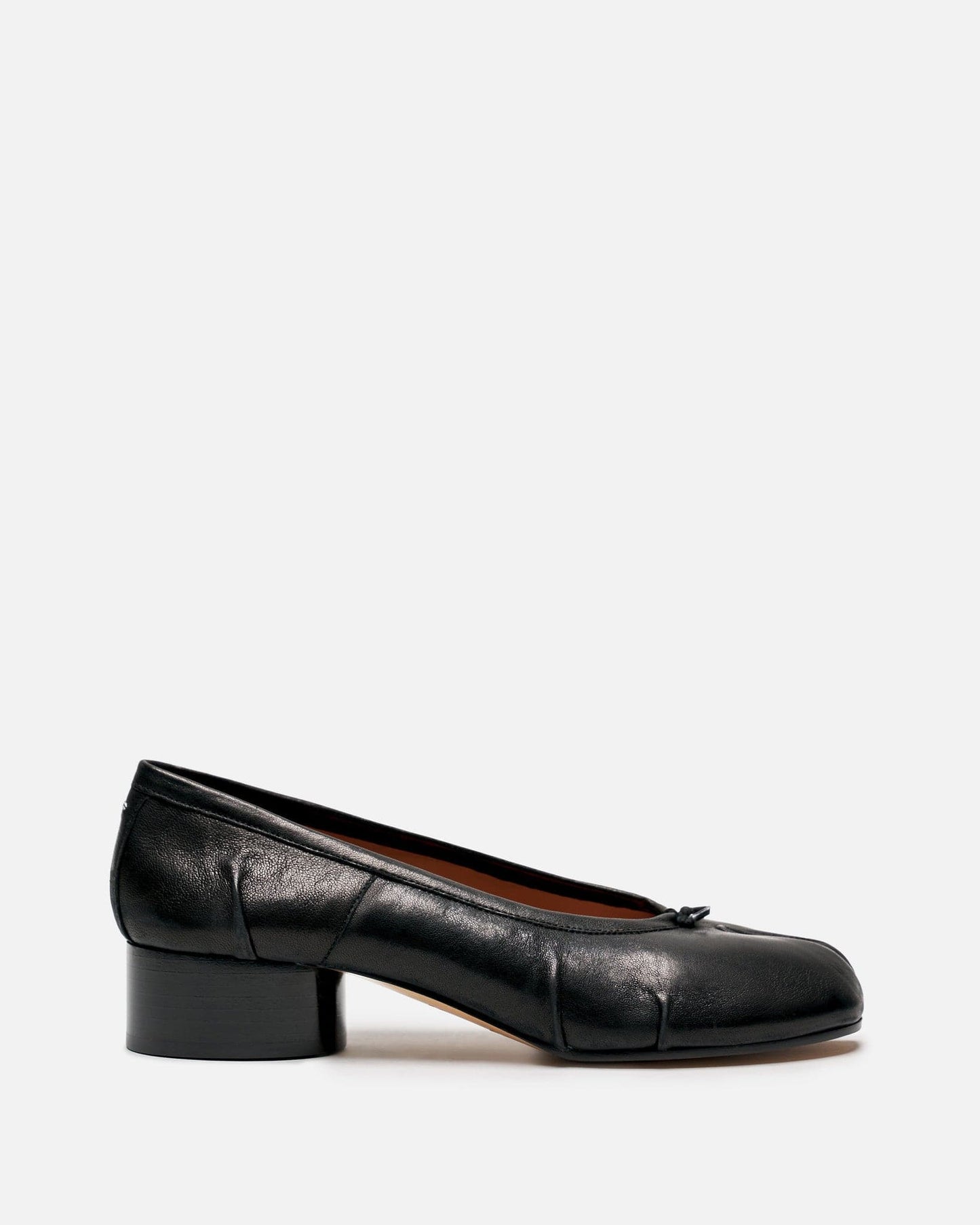 Maison Margiela Women Heels Vintage Leather Tabi Ballerina Heel in Black