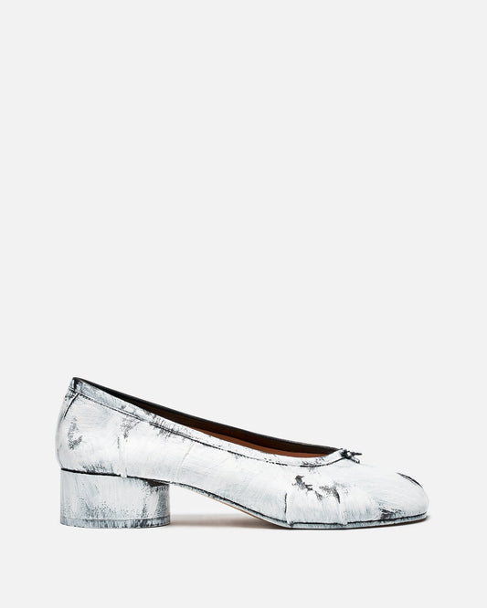 Maison Margiela Women Heels Vintage Leather Tabi Ballerina Heels in Black/White