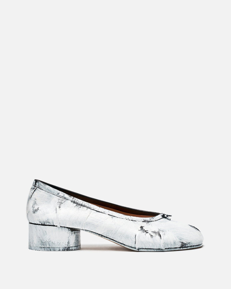 Maison Margiela Women Heels Vintage Leather Tabi Ballerina Heels in Black/White