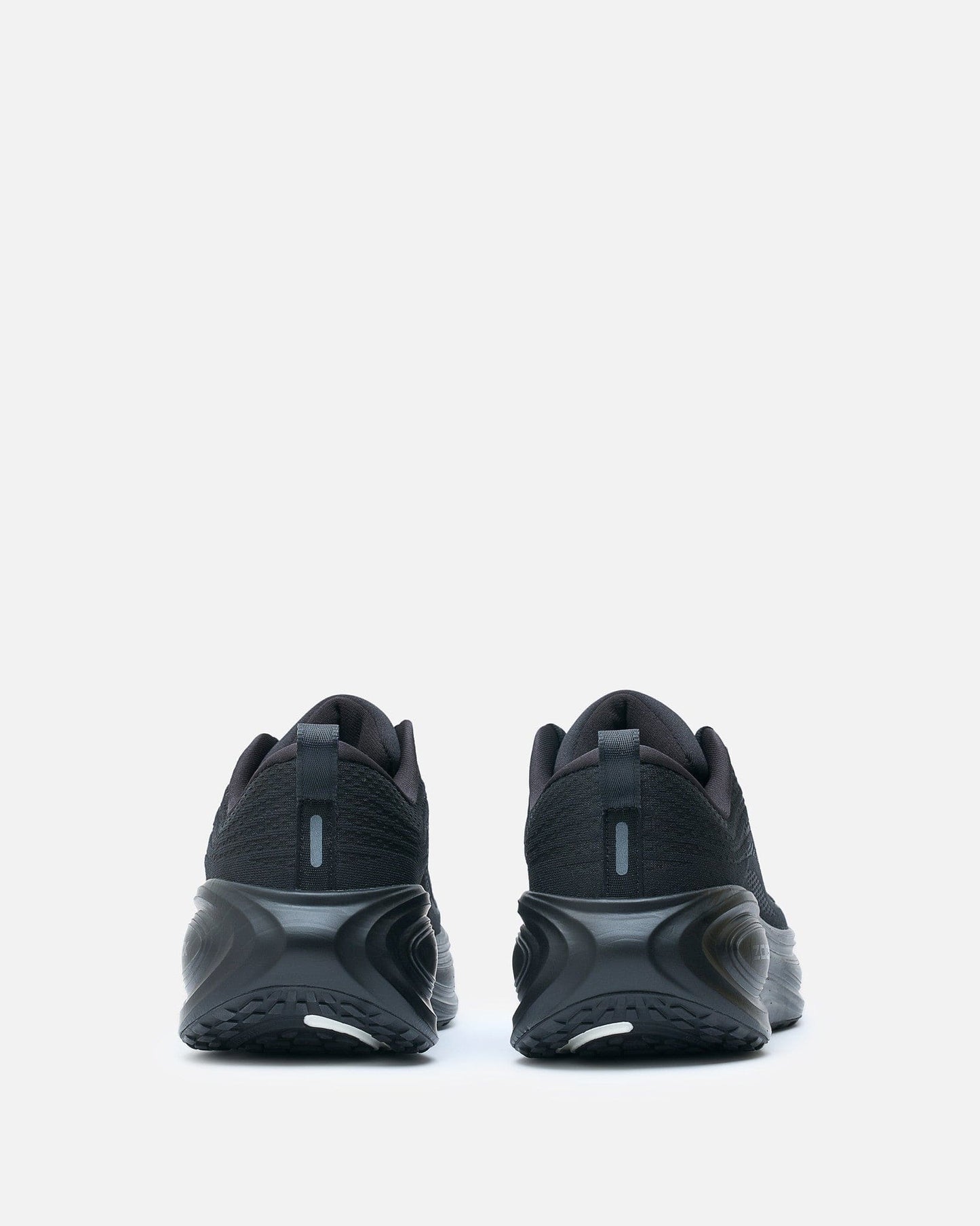 Nike Men's Sneakers Vomero Plus QS 'Black'