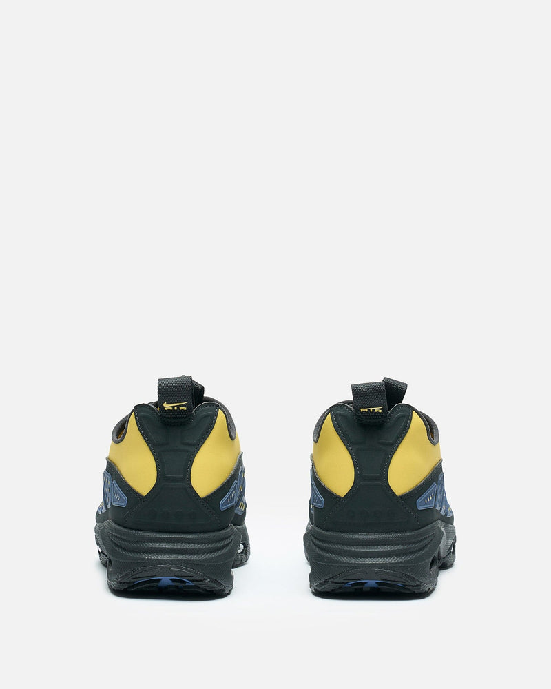 Nike Men's Sneakers W Nike Air Max SNDR in Saturn Gold/Off Noir